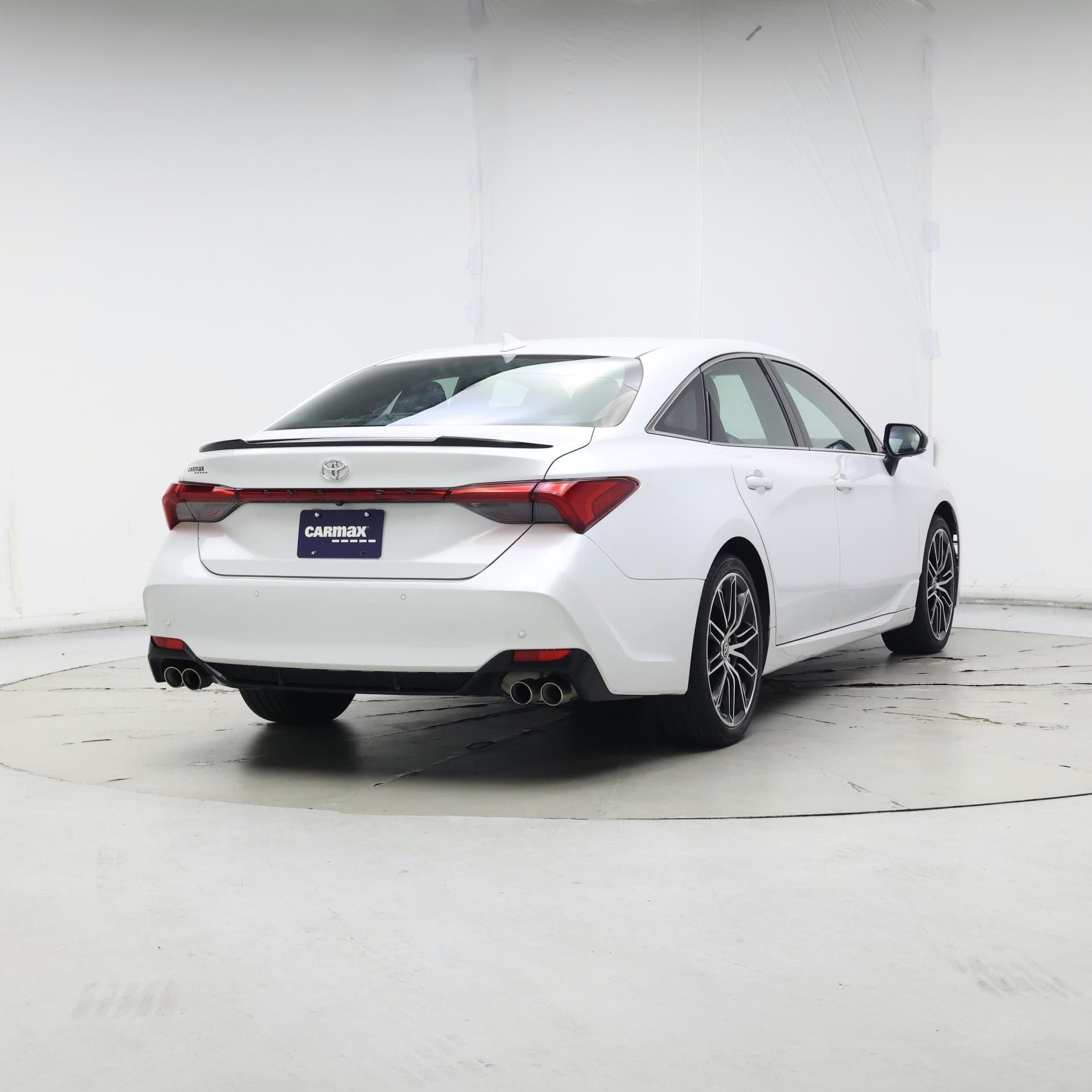 Thumbnail: 2019 Toyota Avalon - 8