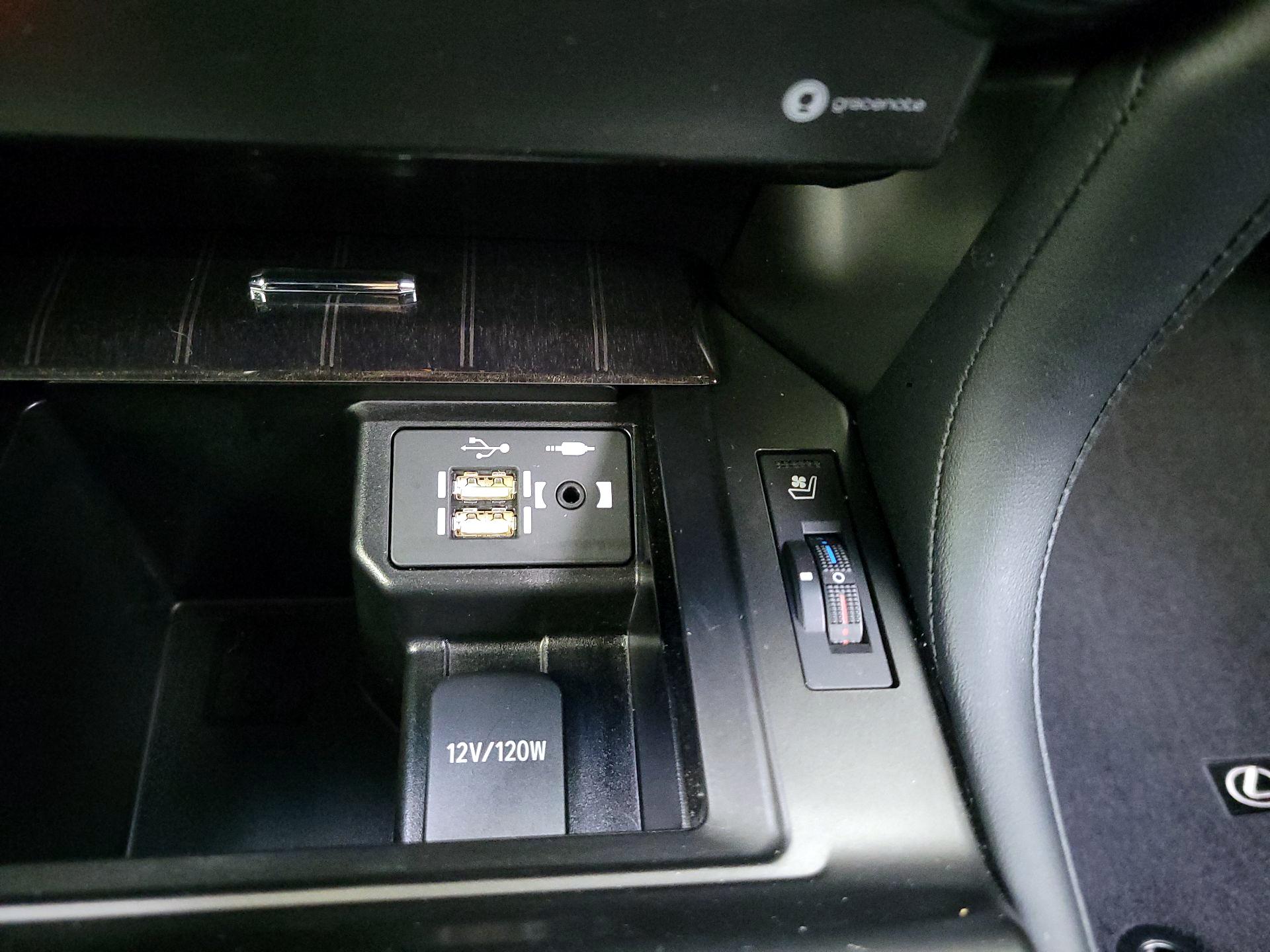 Thumbnail: 2023 Lexus GX - 19