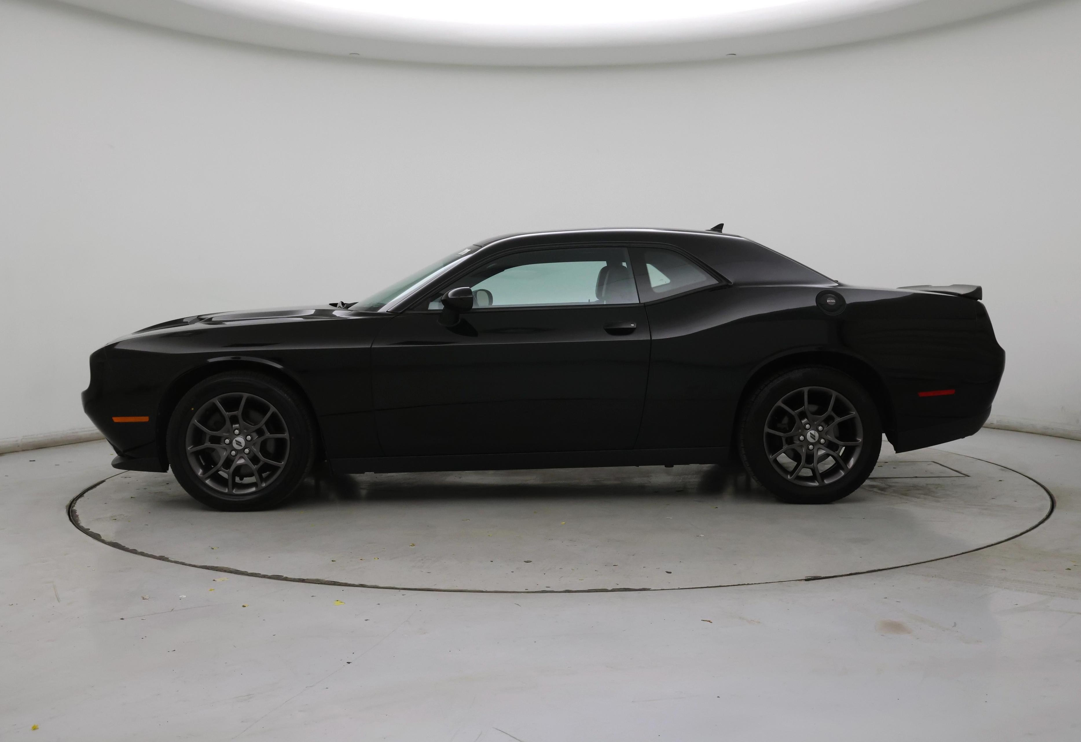 Thumbnail: 2018 Dodge Challenger - 3