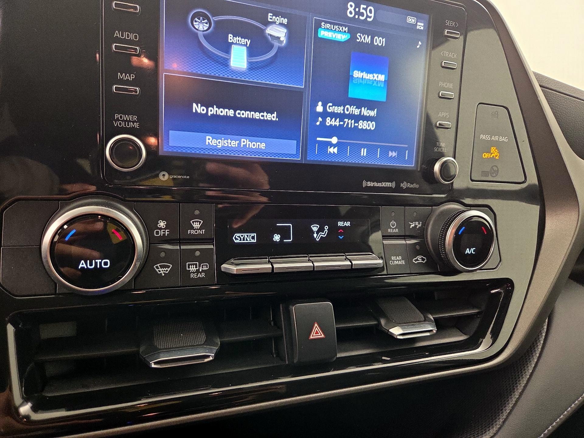 Thumbnail: 2021 Toyota Highlander - 16