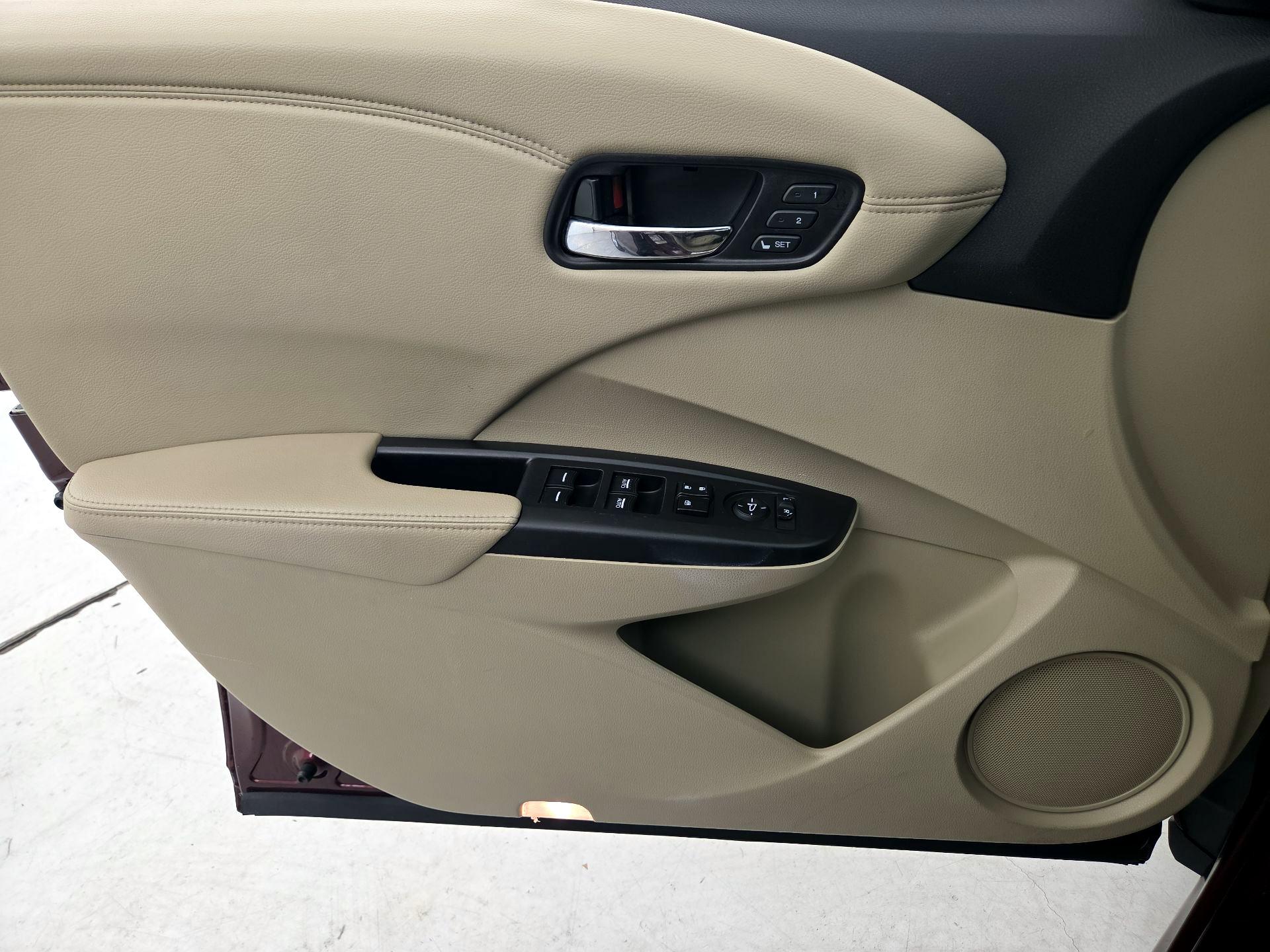 Thumbnail: 2015 Acura RDX - 12