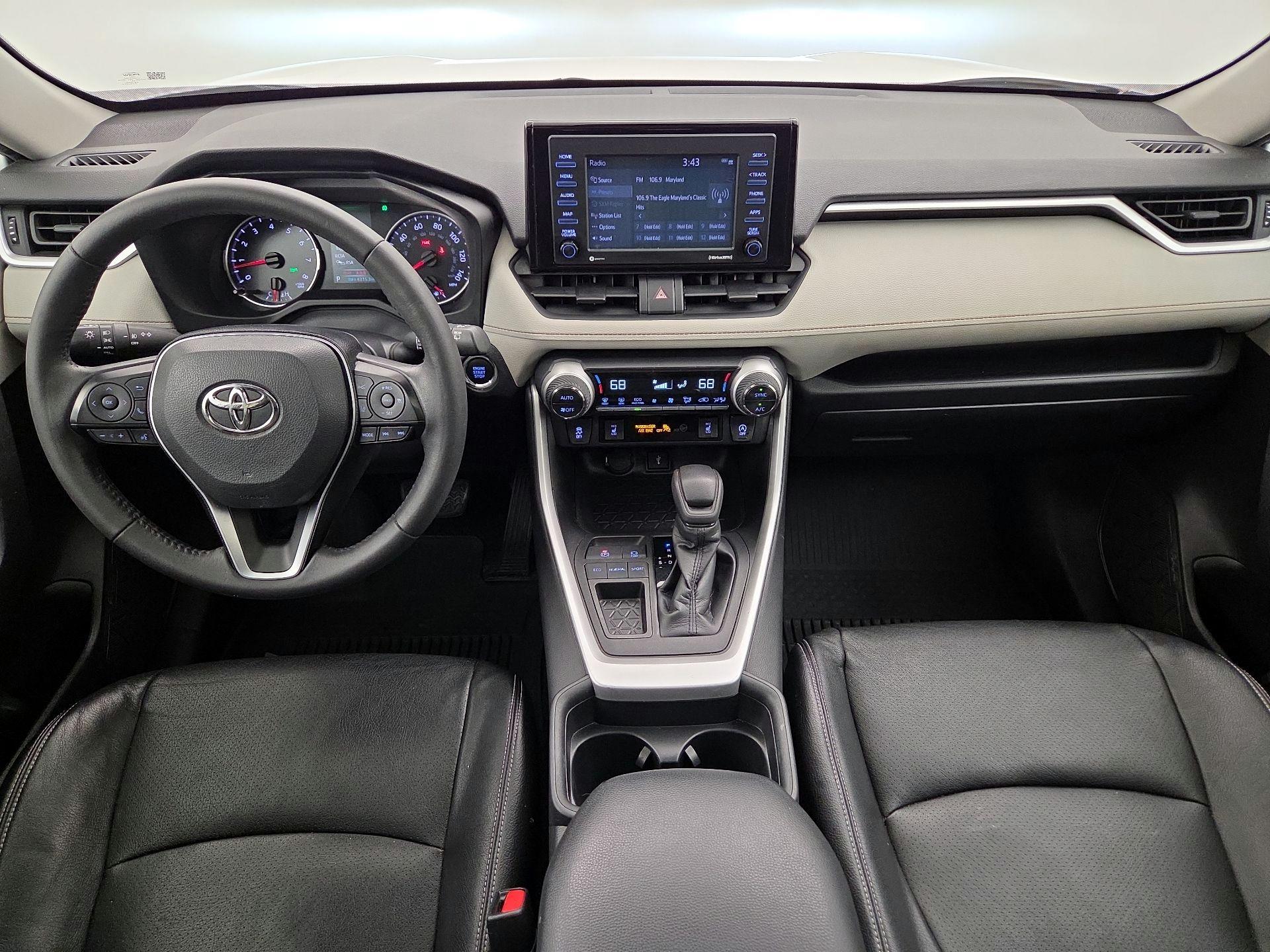 Thumbnail: 2020 Toyota RAV4 - 9