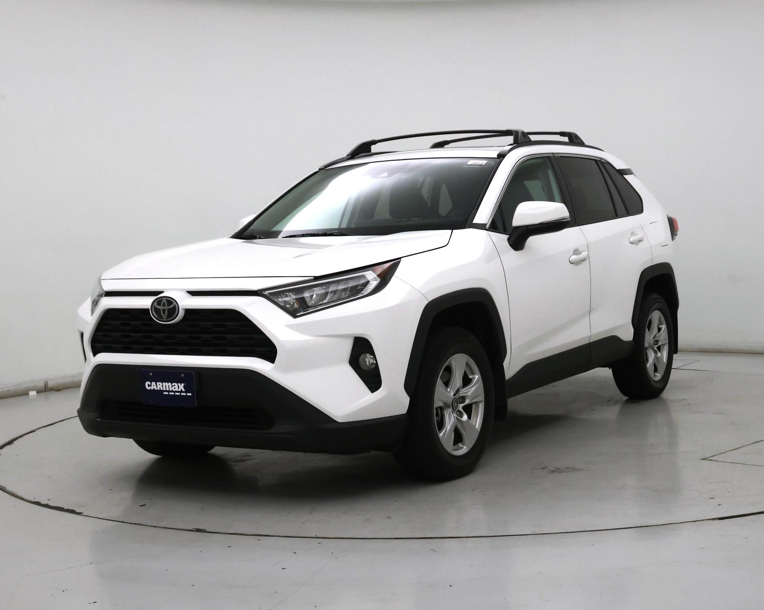Thumbnail: 2020 Toyota RAV4 - 4