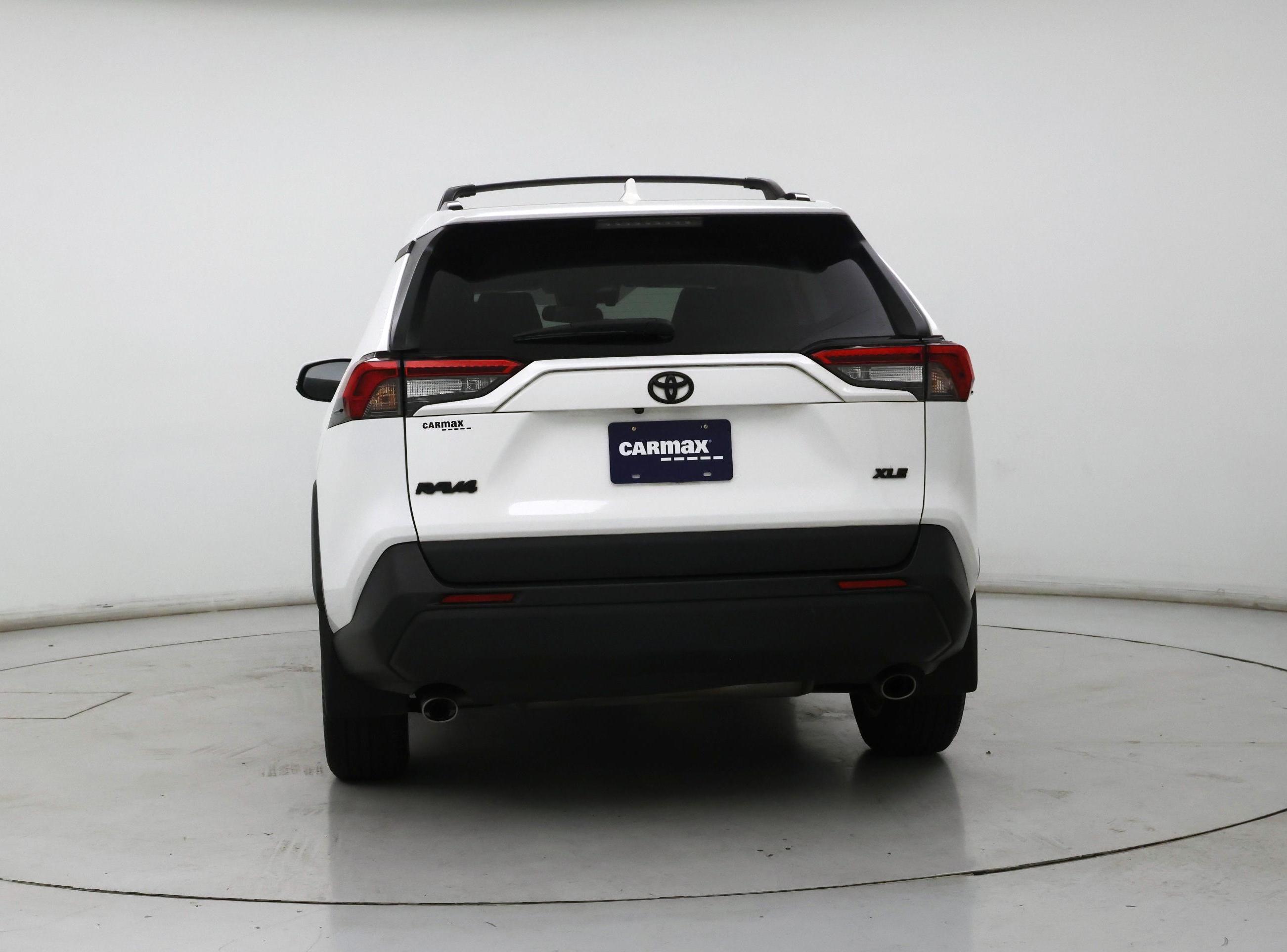 Thumbnail: 2020 Toyota RAV4 - 6