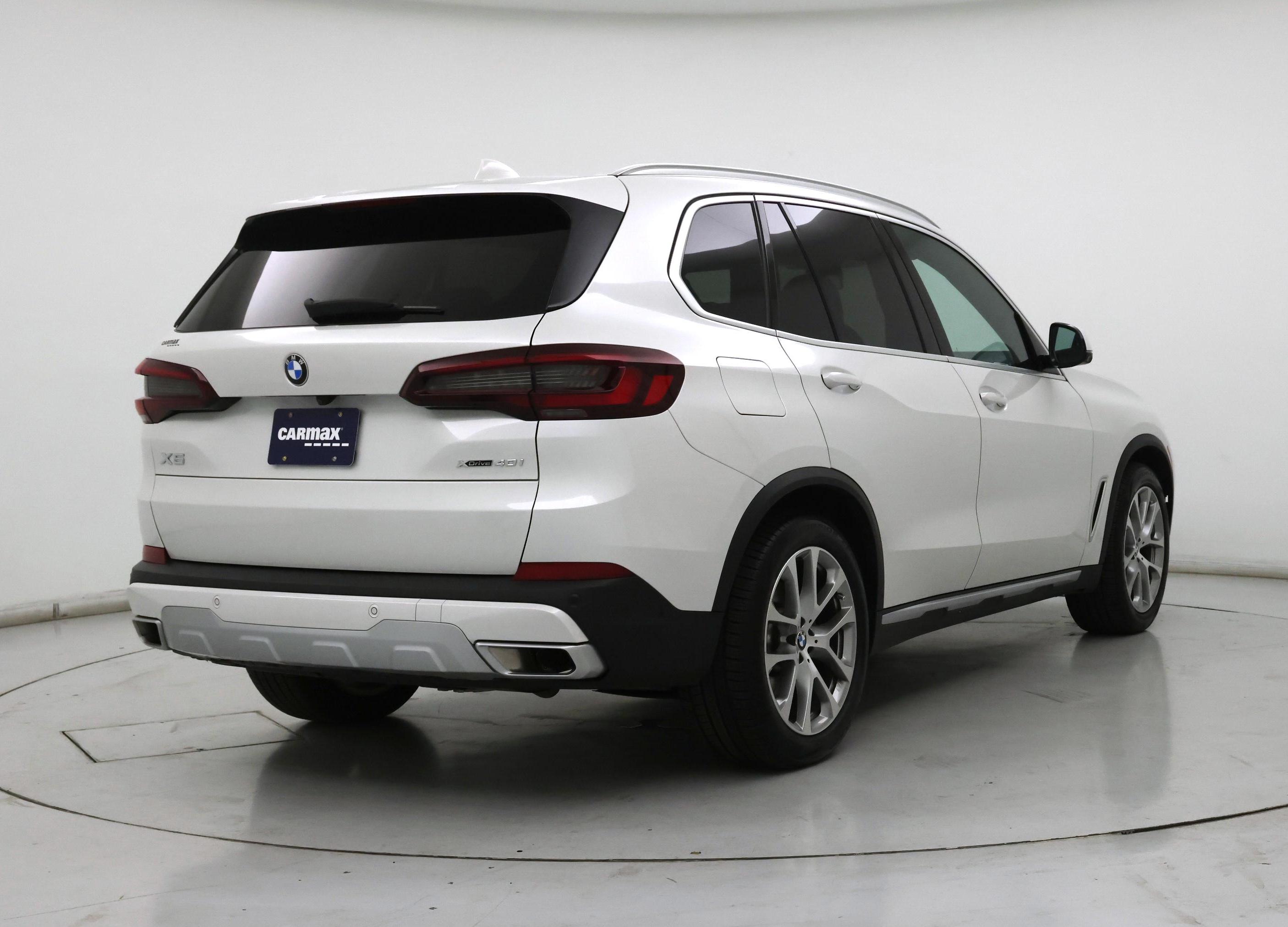 Thumbnail: 2023 BMW X5 - 8