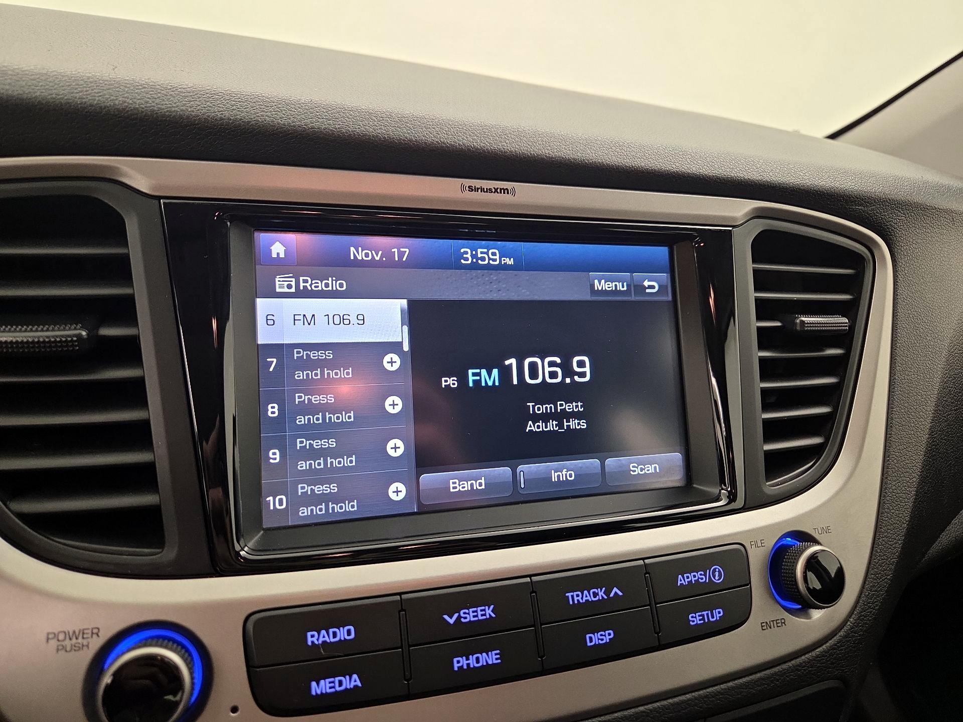 Thumbnail: 2019 Hyundai Accent - 15