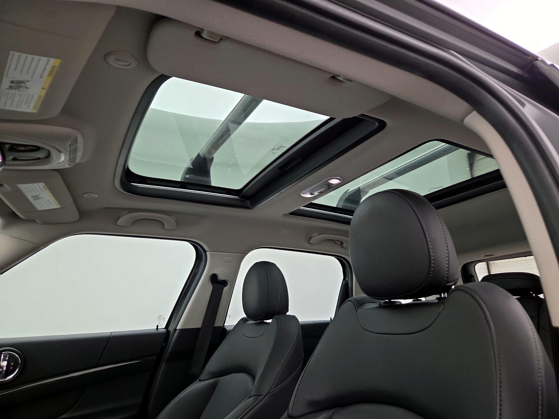 Thumbnail: 2019 MINI Cooper Countryman - 20