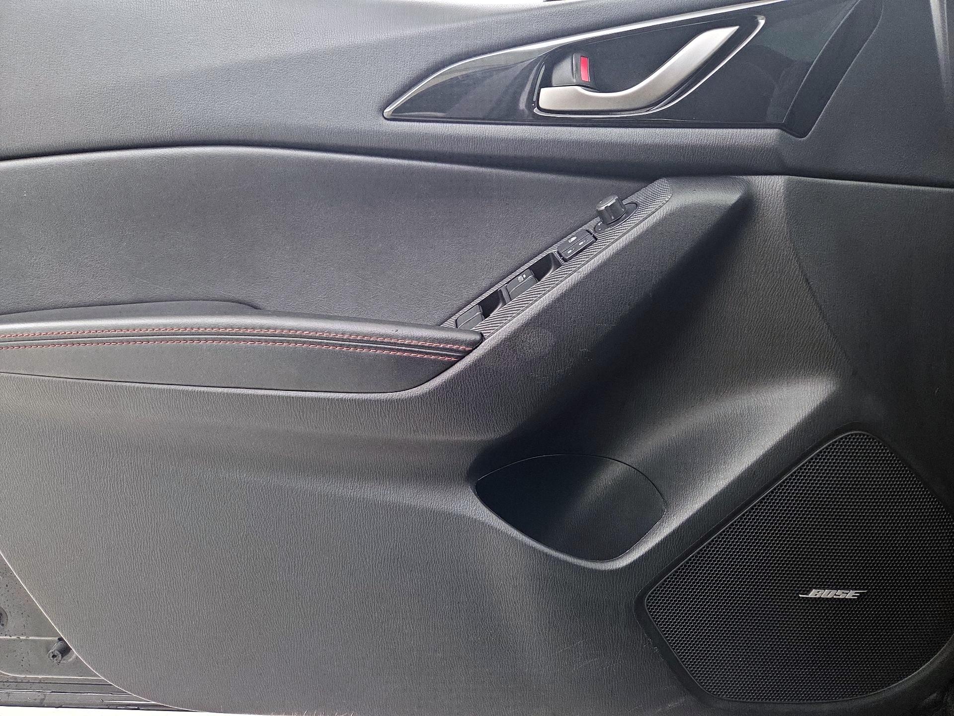 Thumbnail: 2016 Mazda Mazda3 - 12