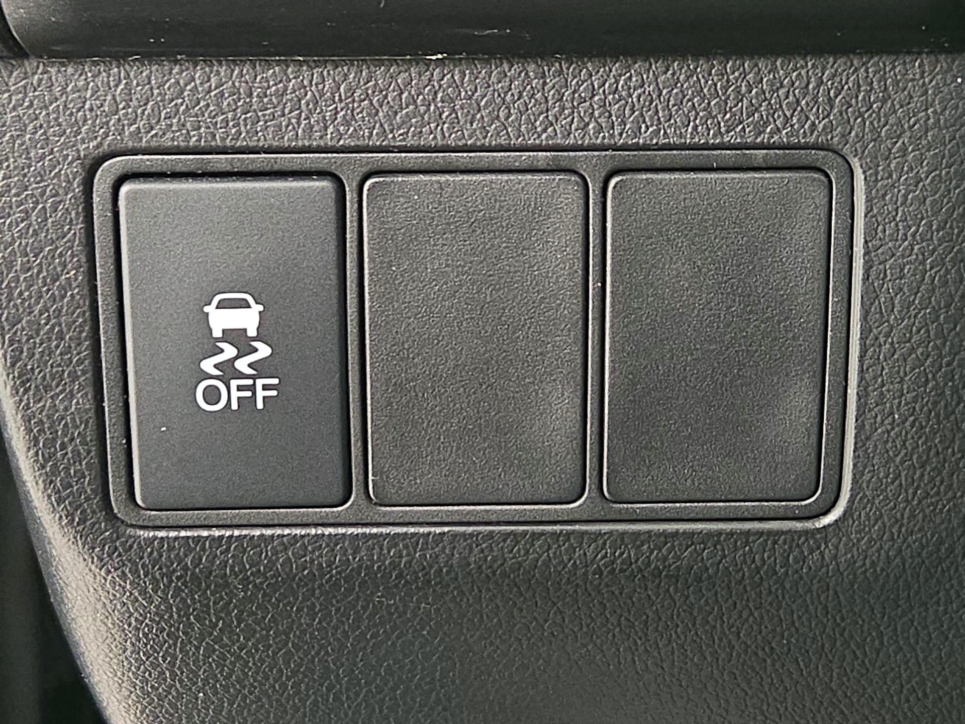 Thumbnail: 2015 Honda Civic - 13