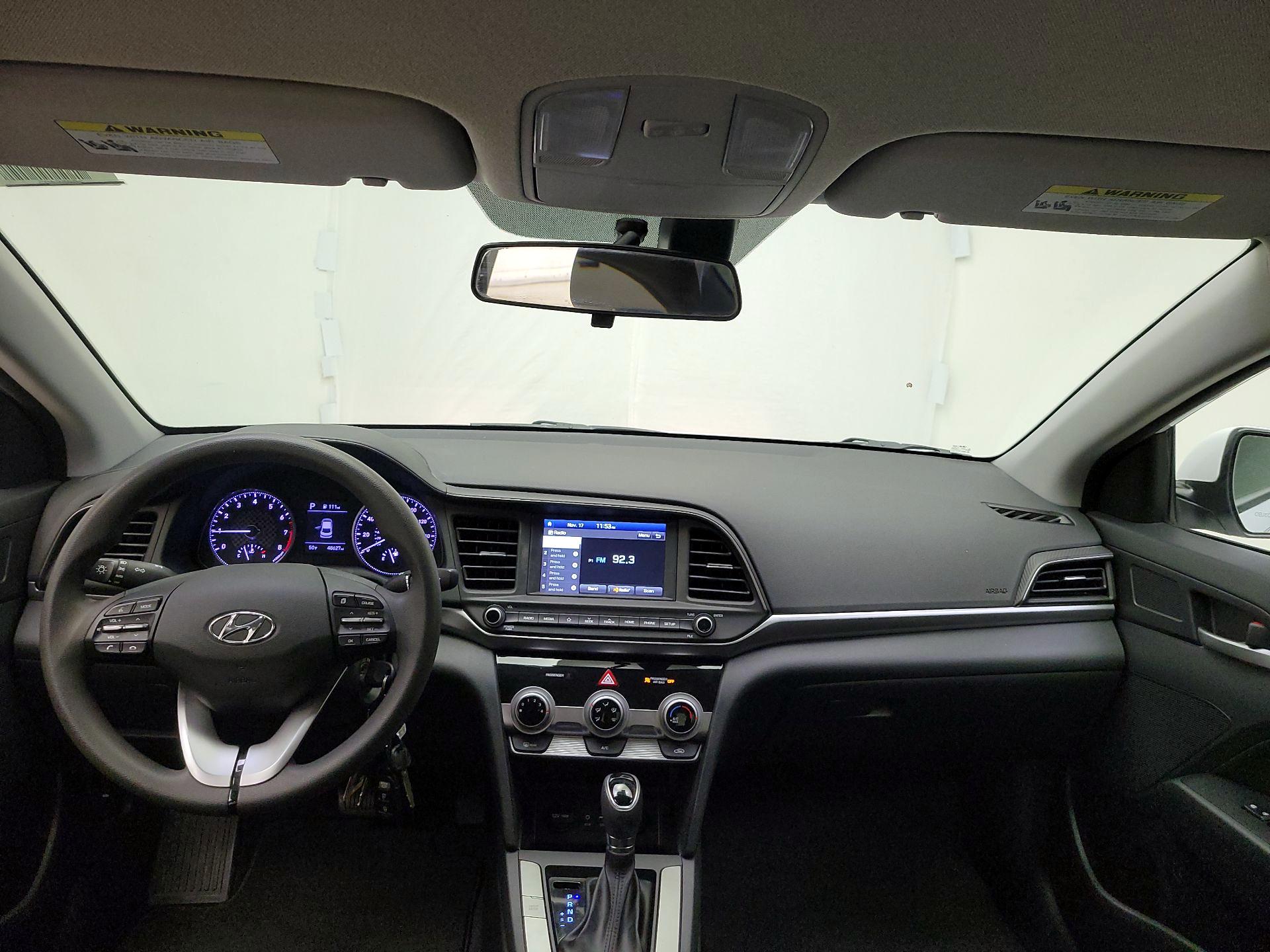 Thumbnail: 2019 Hyundai Elantra - 9