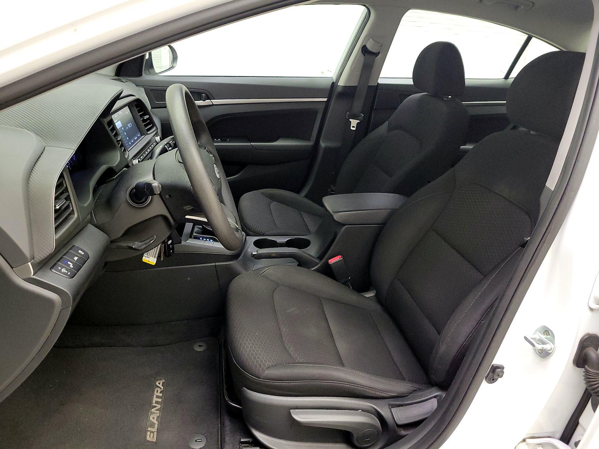 Thumbnail: 2019 Hyundai Elantra - 11