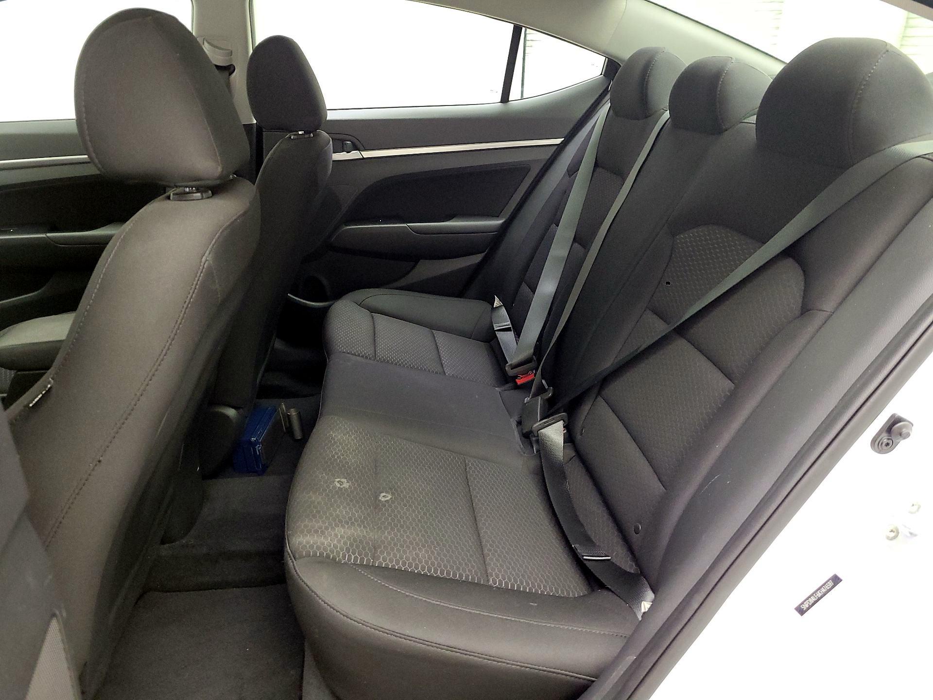 Thumbnail: 2019 Hyundai Elantra - 19