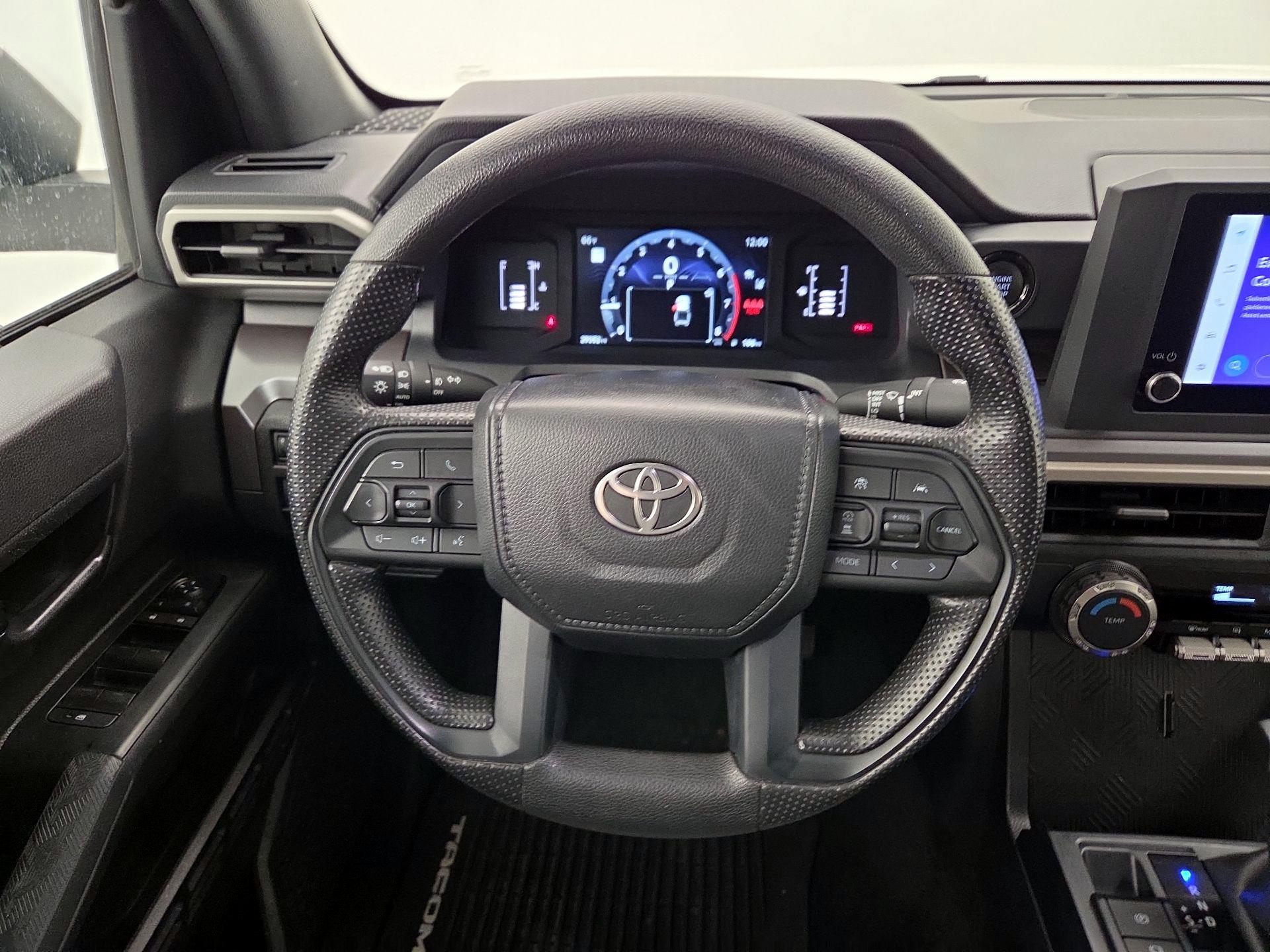 Thumbnail: 2024 Toyota Tacoma - 10