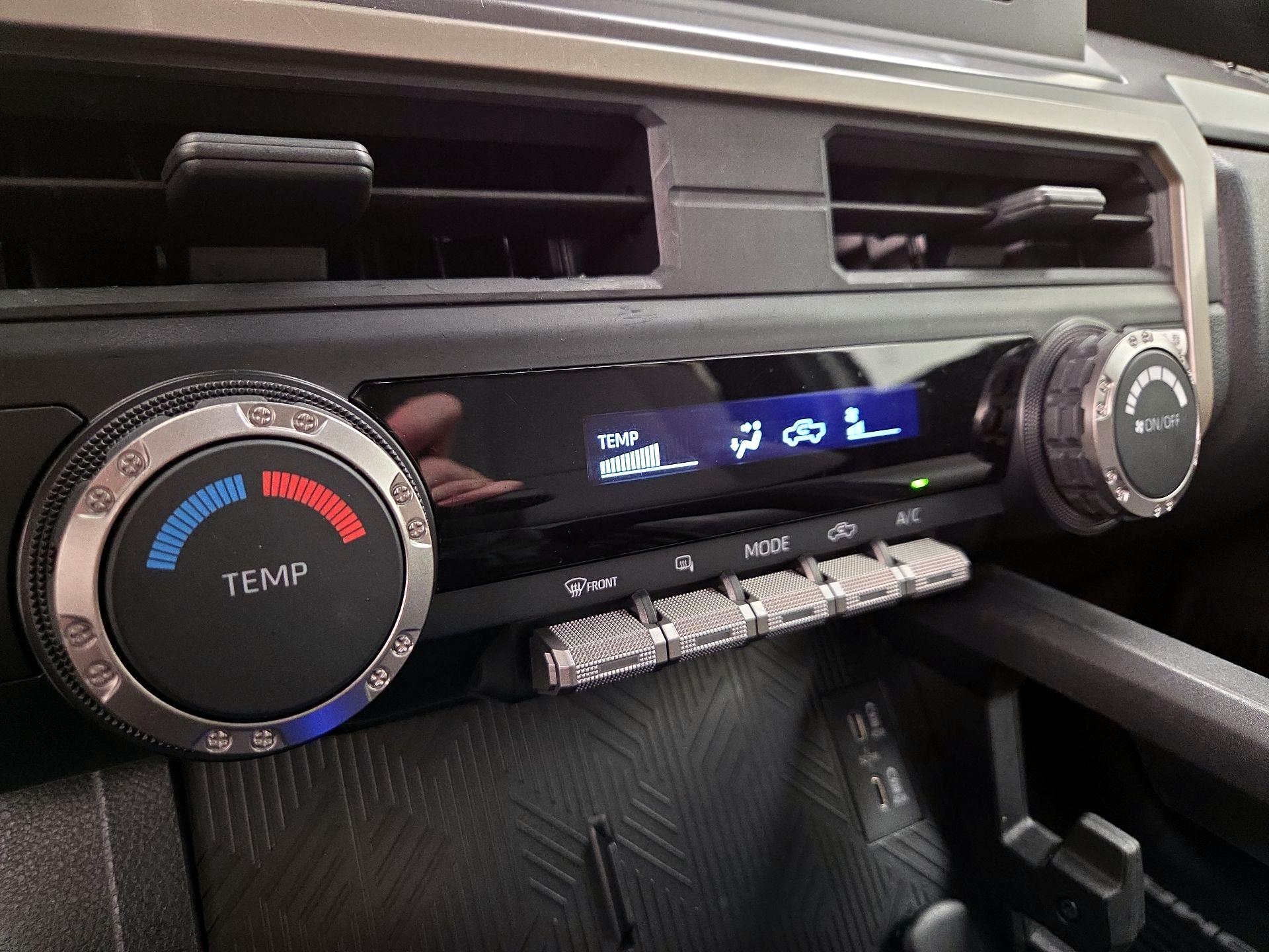 Thumbnail: 2024 Toyota Tacoma - 16