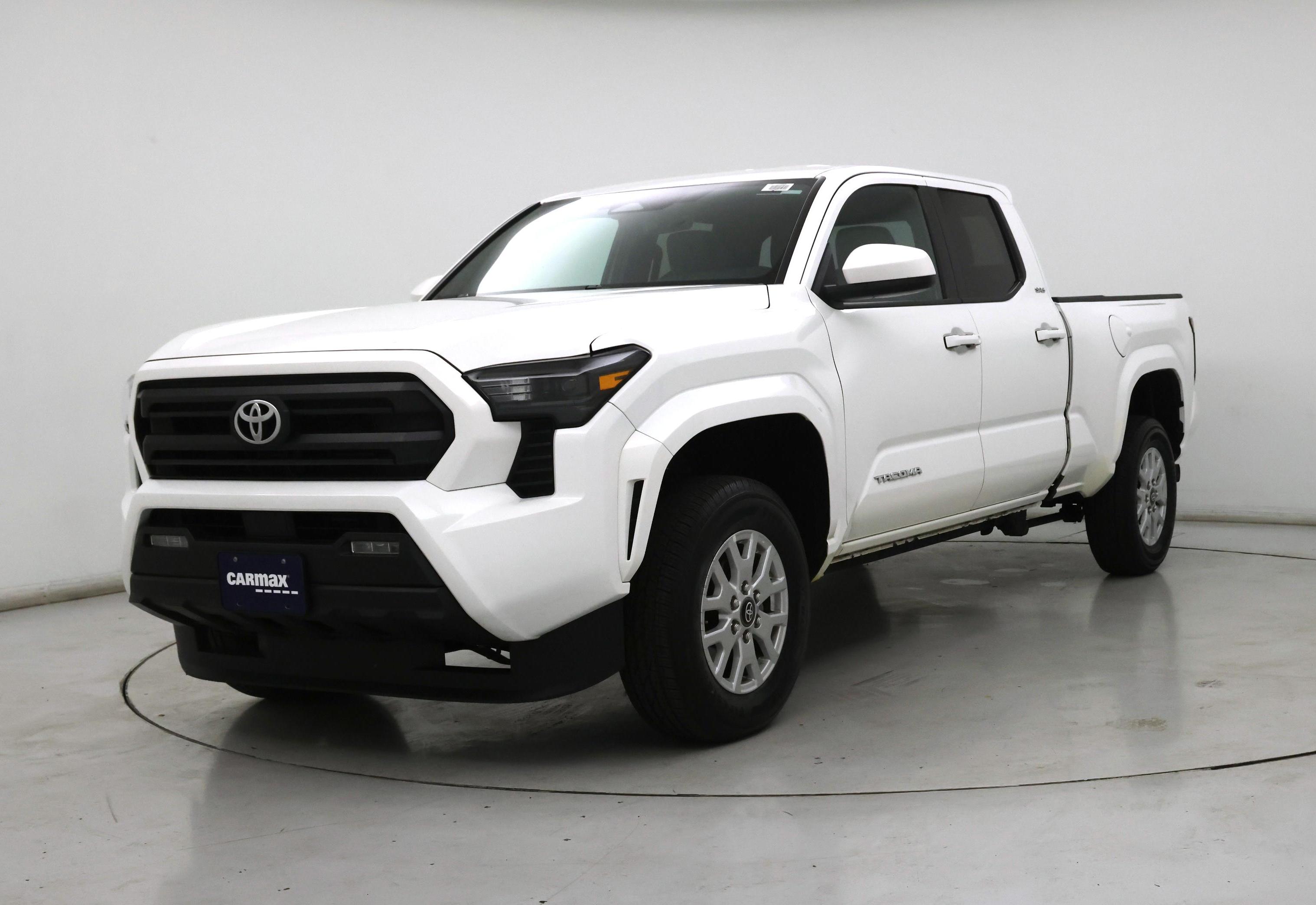 Thumbnail: 2024 Toyota Tacoma - 4