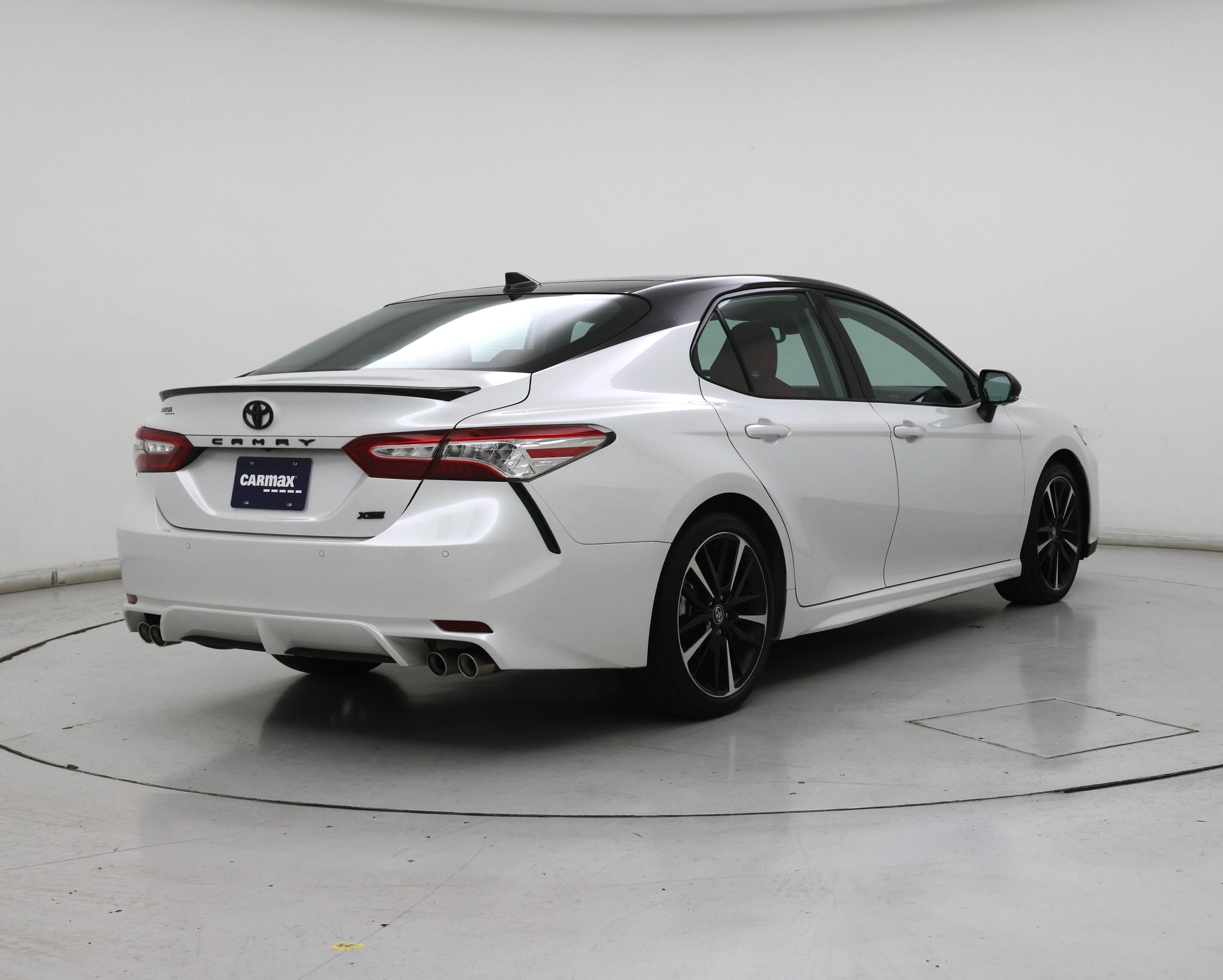 Thumbnail: 2020 Toyota Camry - 8