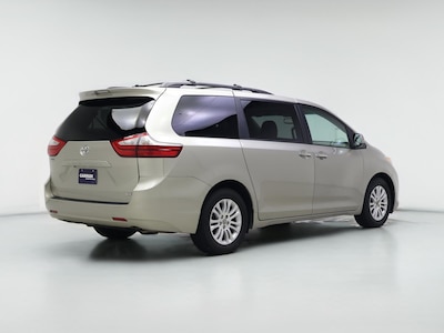 2017 Toyota Sienna XLE