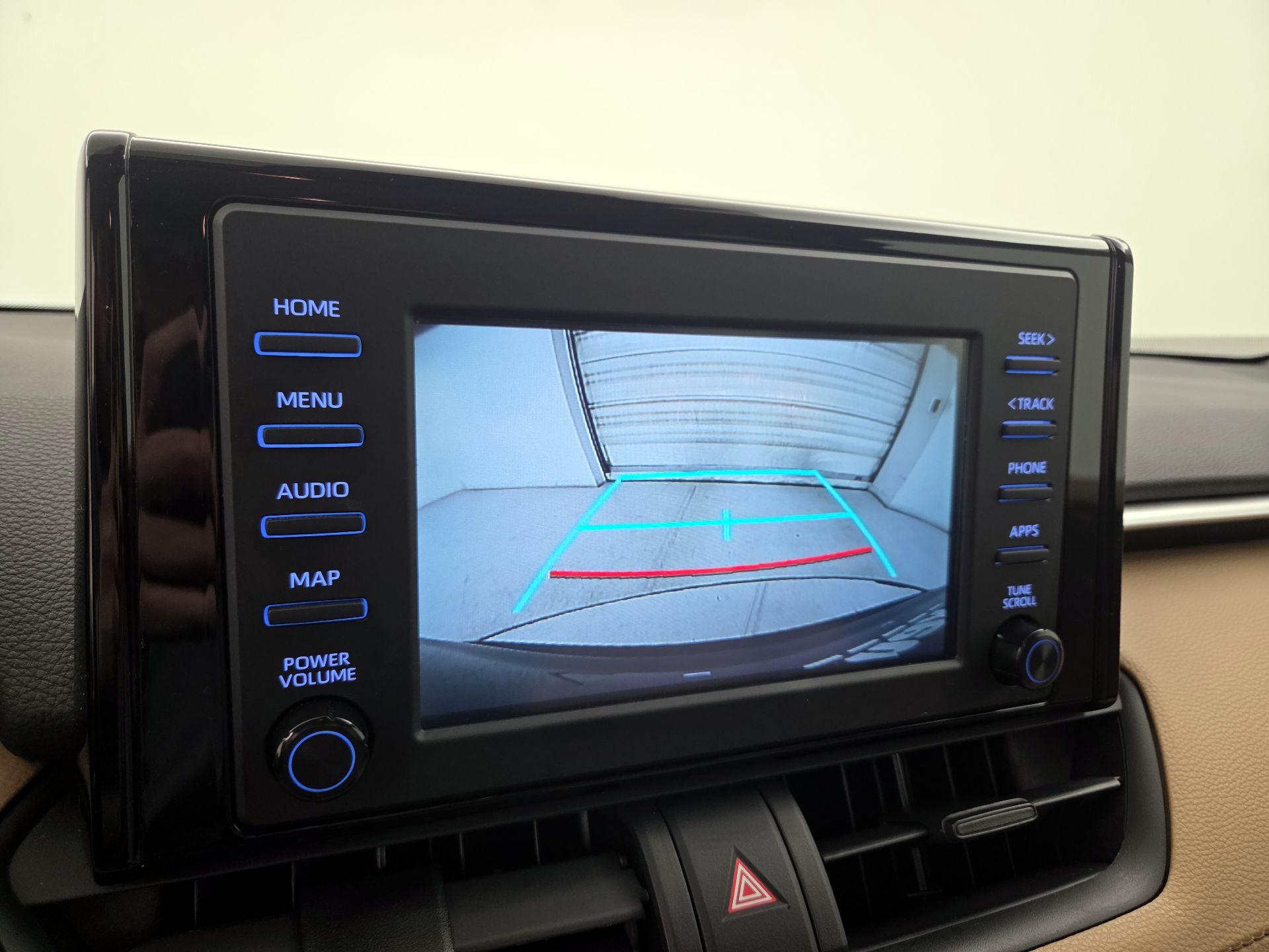 Thumbnail: 2019 Toyota RAV4 - 14