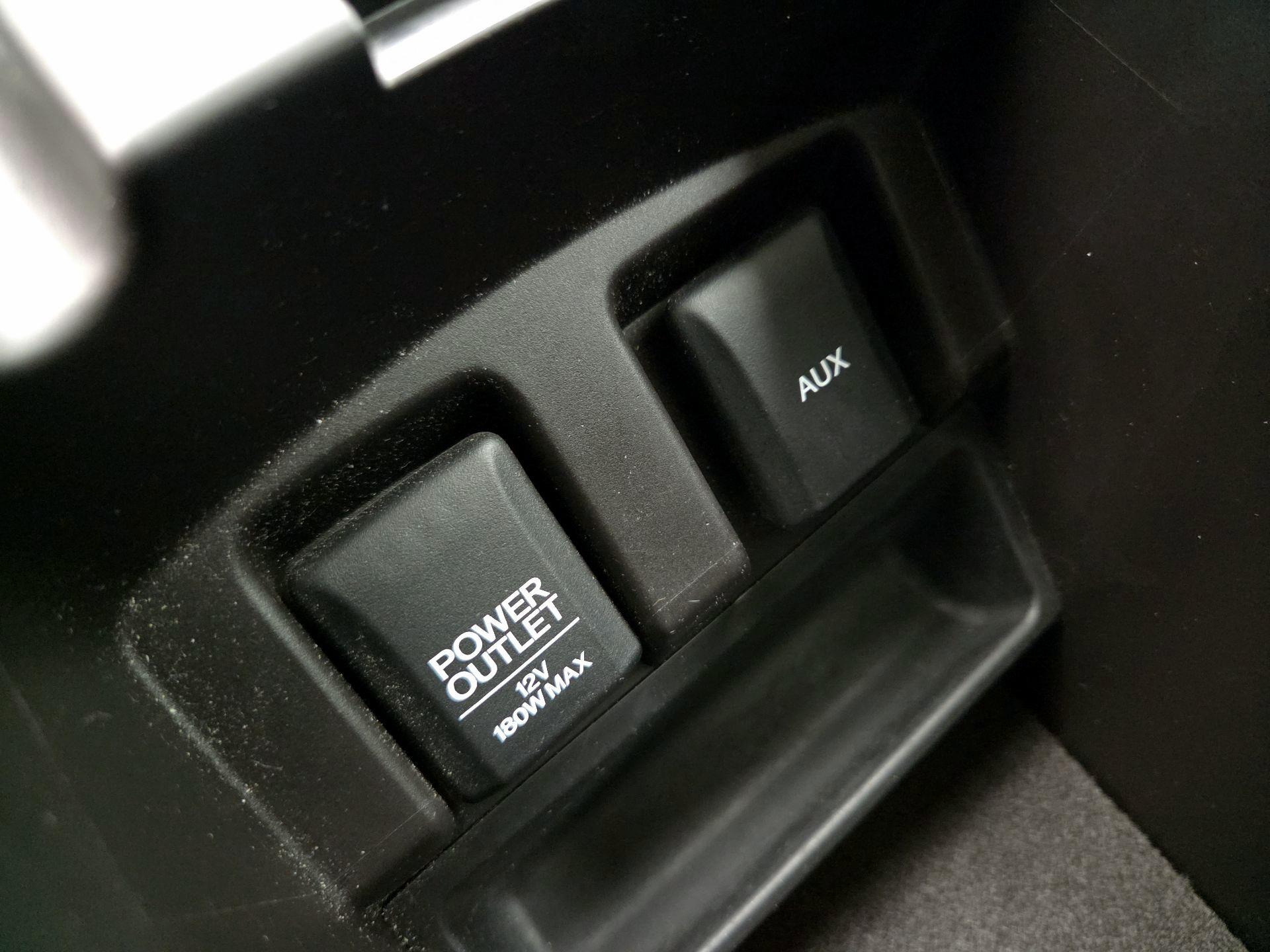 Thumbnail: 2019 Acura TLX - 19