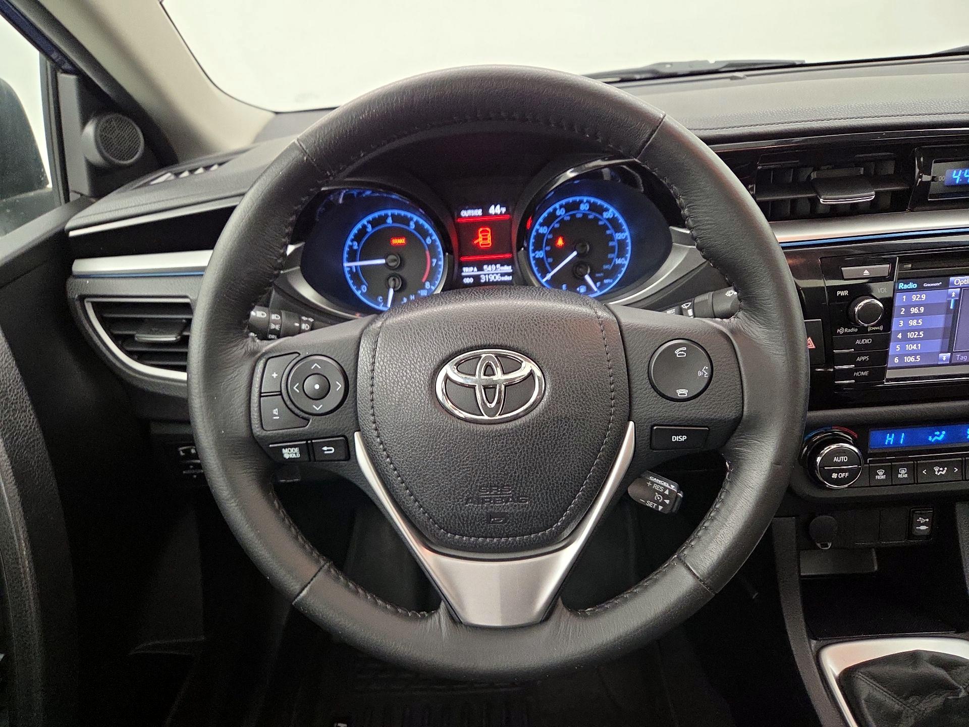 Thumbnail: 2016 Toyota Corolla - 10