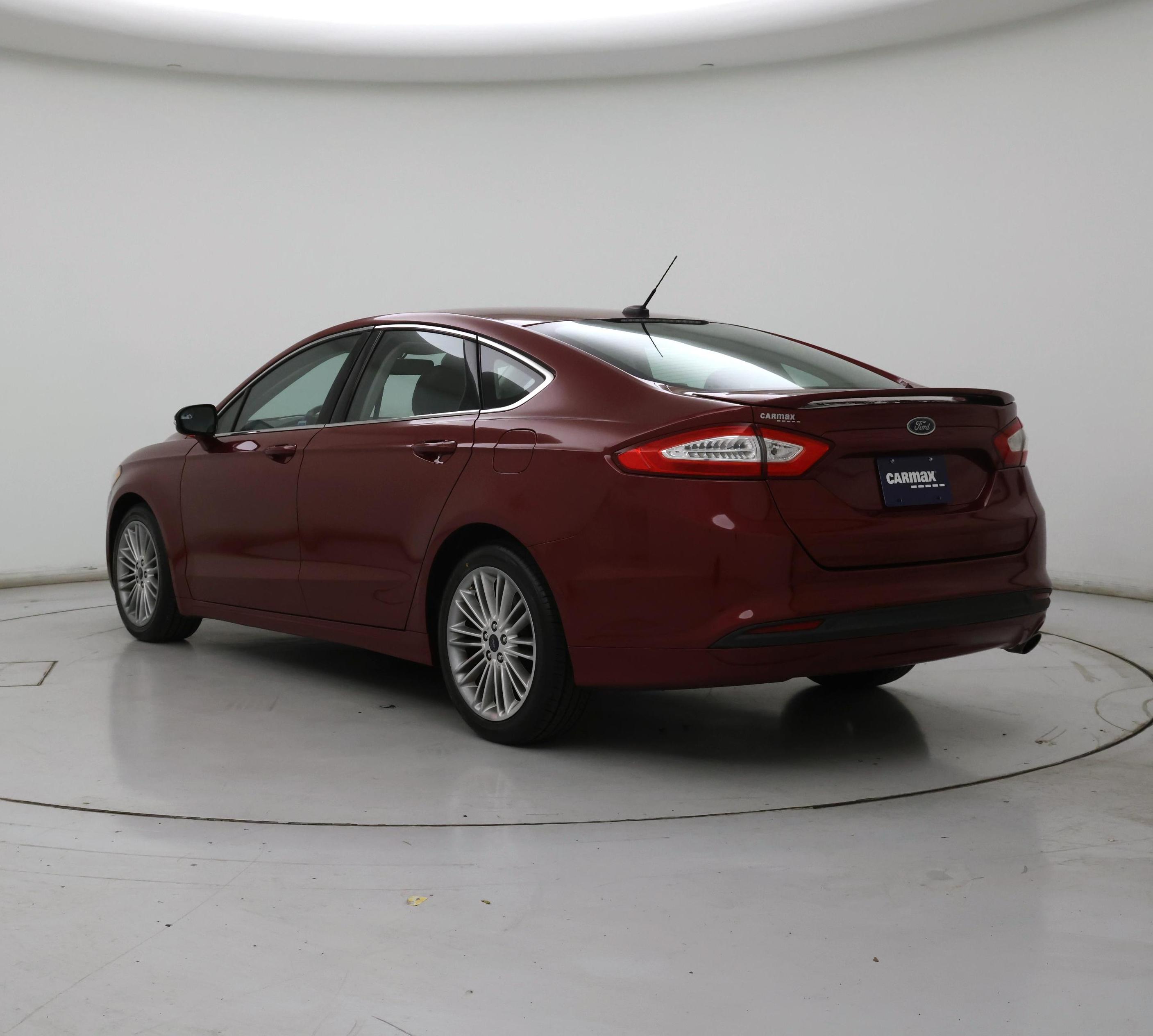 Thumbnail: 2014 Ford Fusion - 2