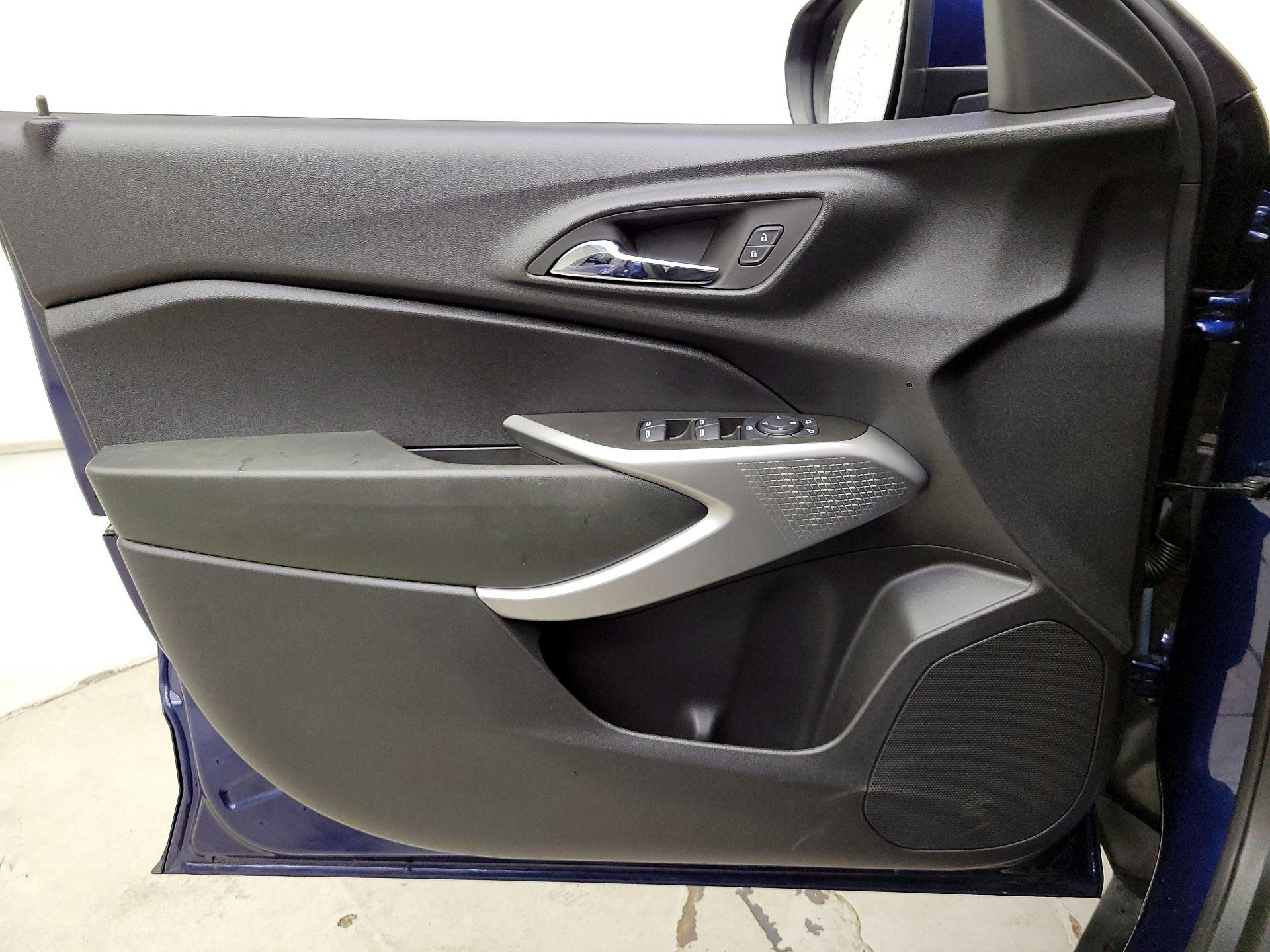 Thumbnail: 2024 Chevrolet Trax - 12