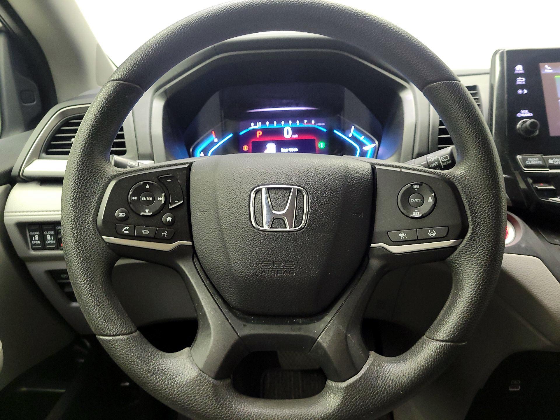 Thumbnail: 2021 Honda Odyssey - 10