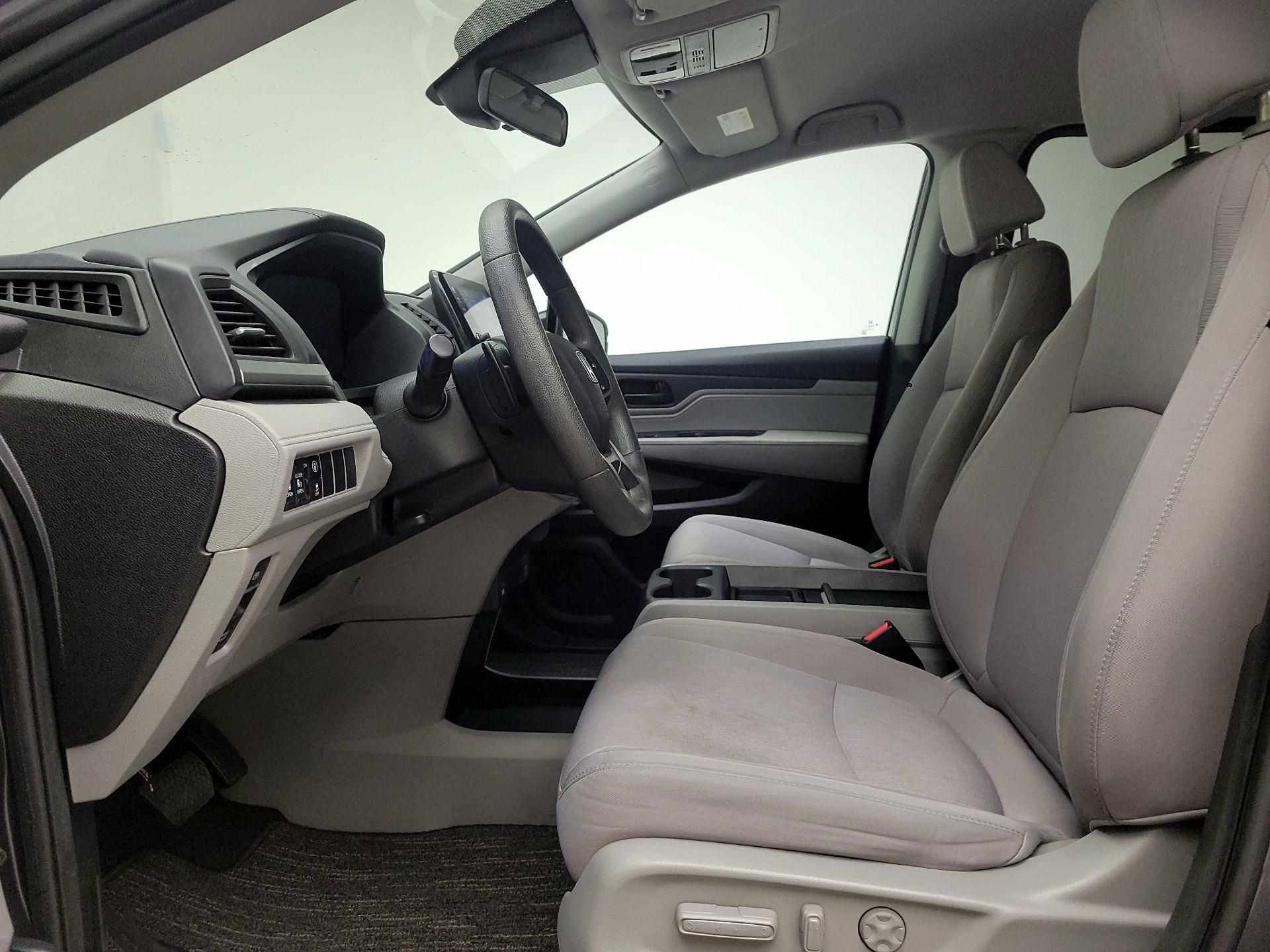 Thumbnail: 2021 Honda Odyssey - 11