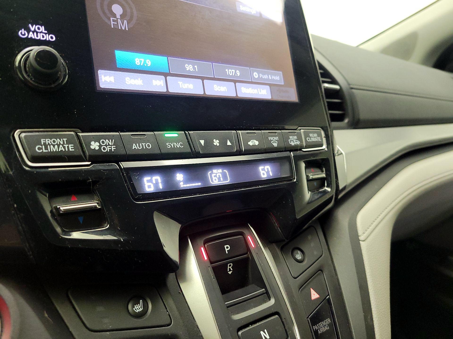 Thumbnail: 2021 Honda Odyssey - 17