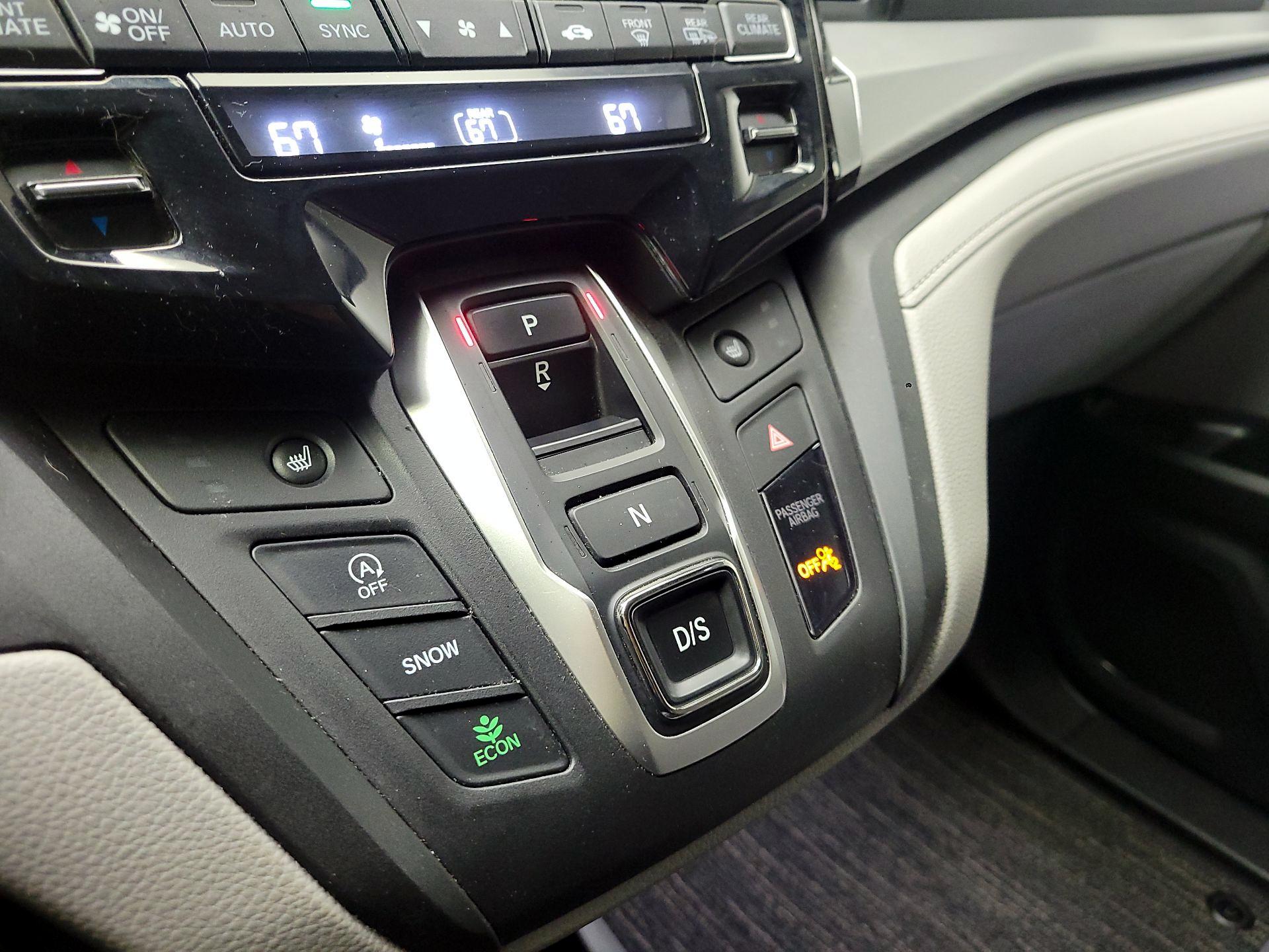 Thumbnail: 2021 Honda Odyssey - 18