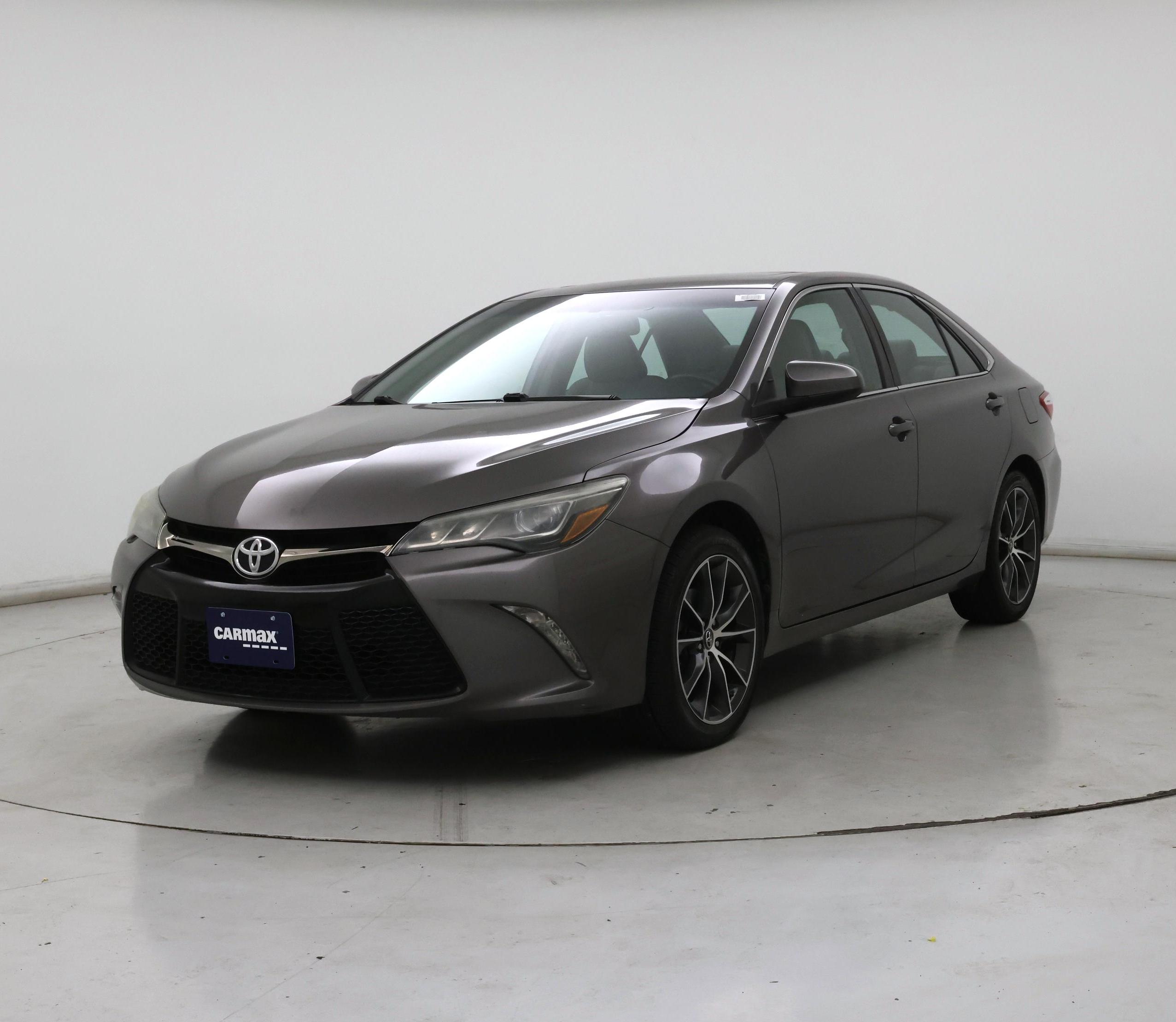 Thumbnail: 2017 Toyota Camry - 4