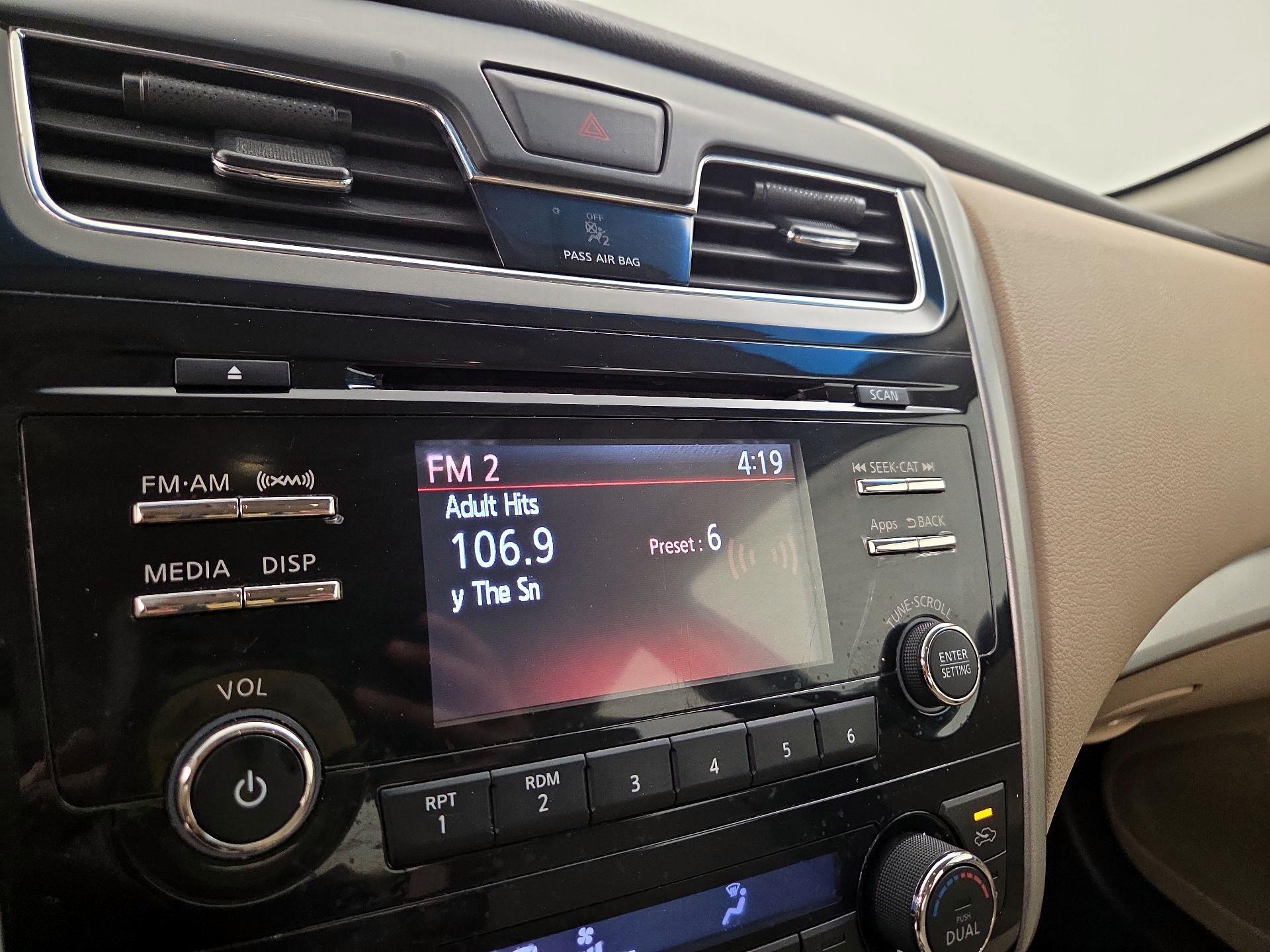 Thumbnail: 2015 Nissan Altima - 15