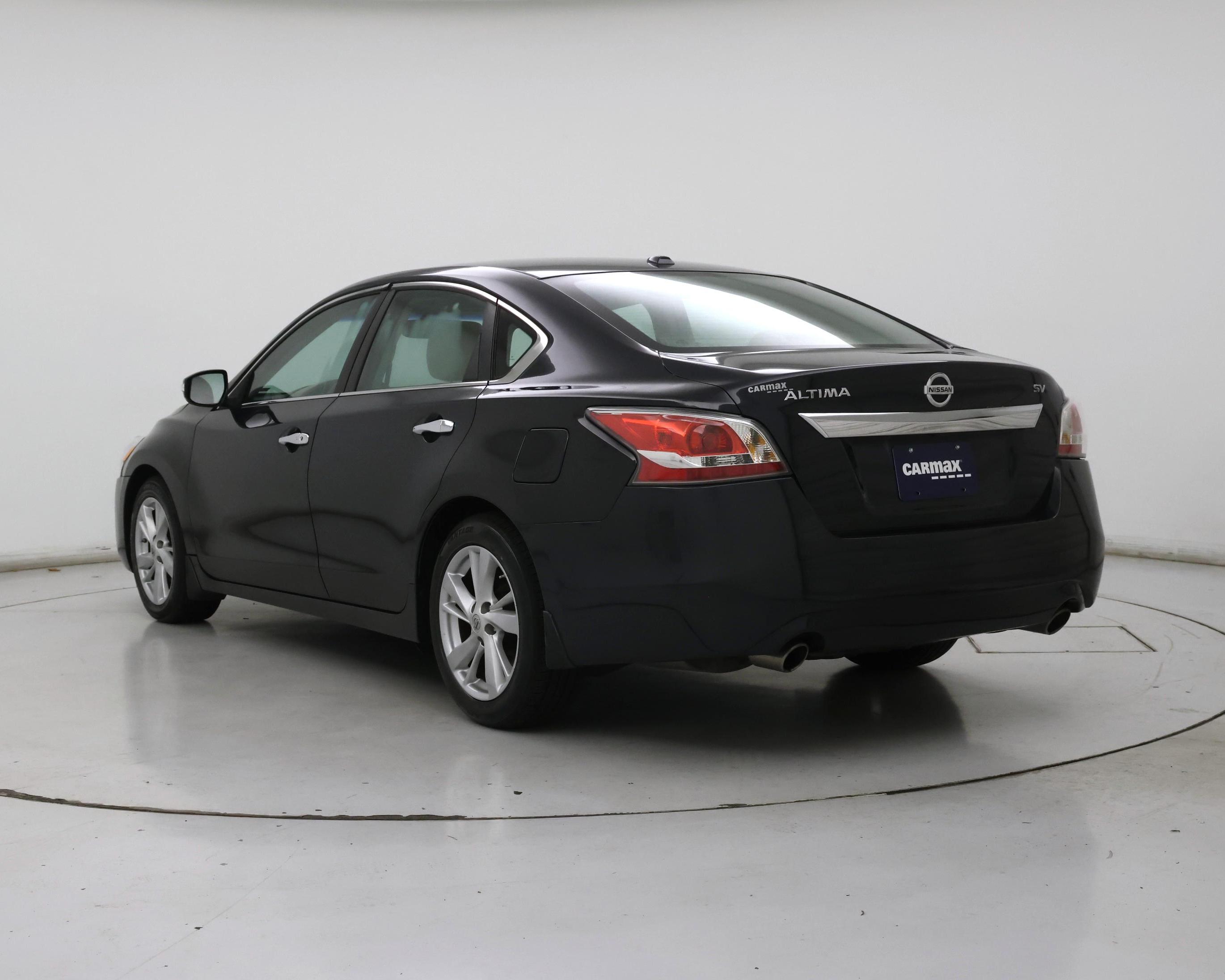 Thumbnail: 2015 Nissan Altima - 2