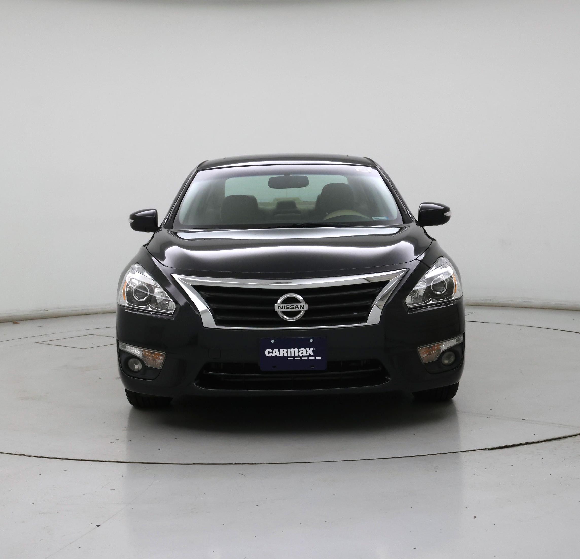 Thumbnail: 2015 Nissan Altima - 5