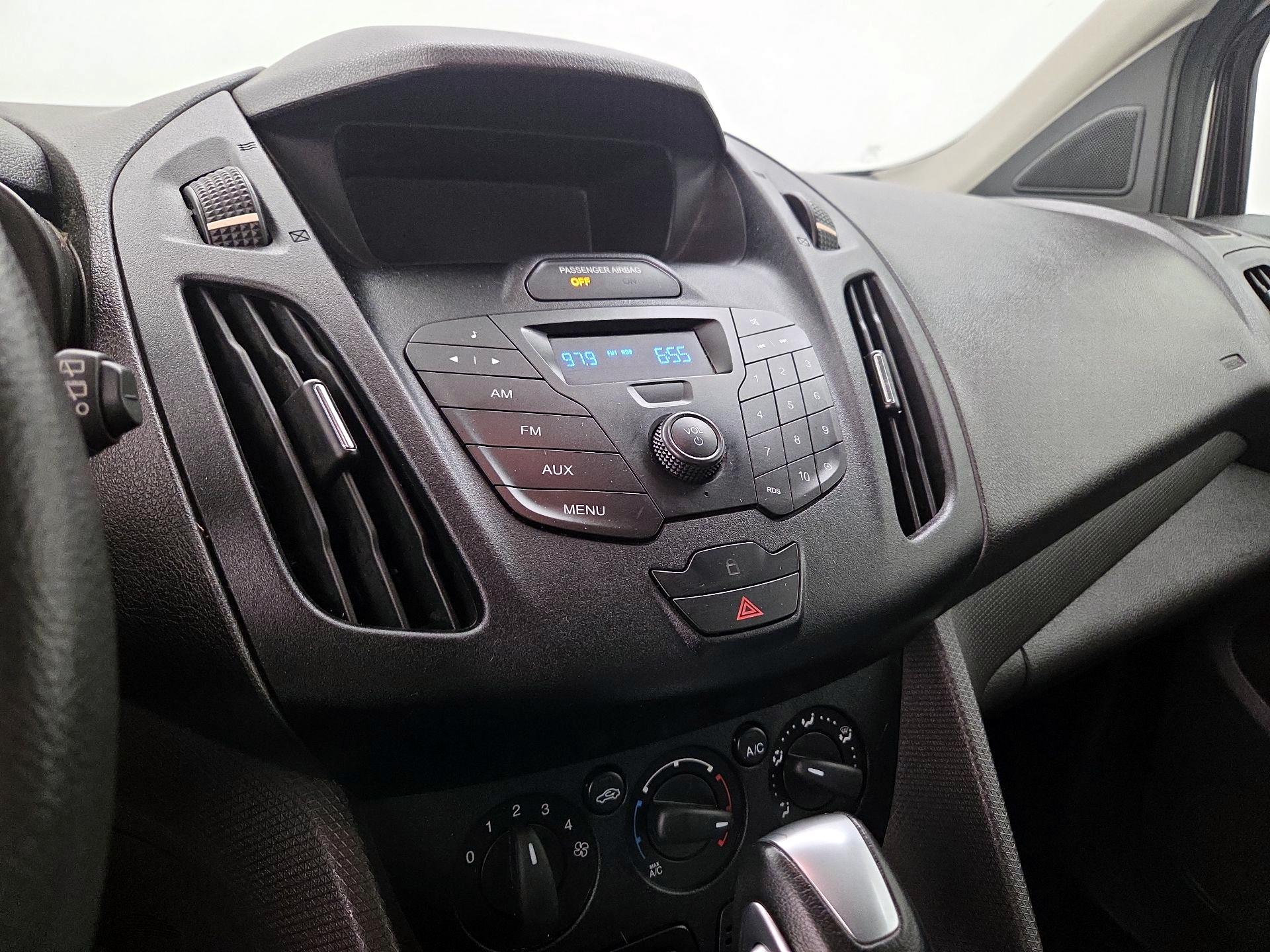 Thumbnail: 2015 Ford Transit Series - 14