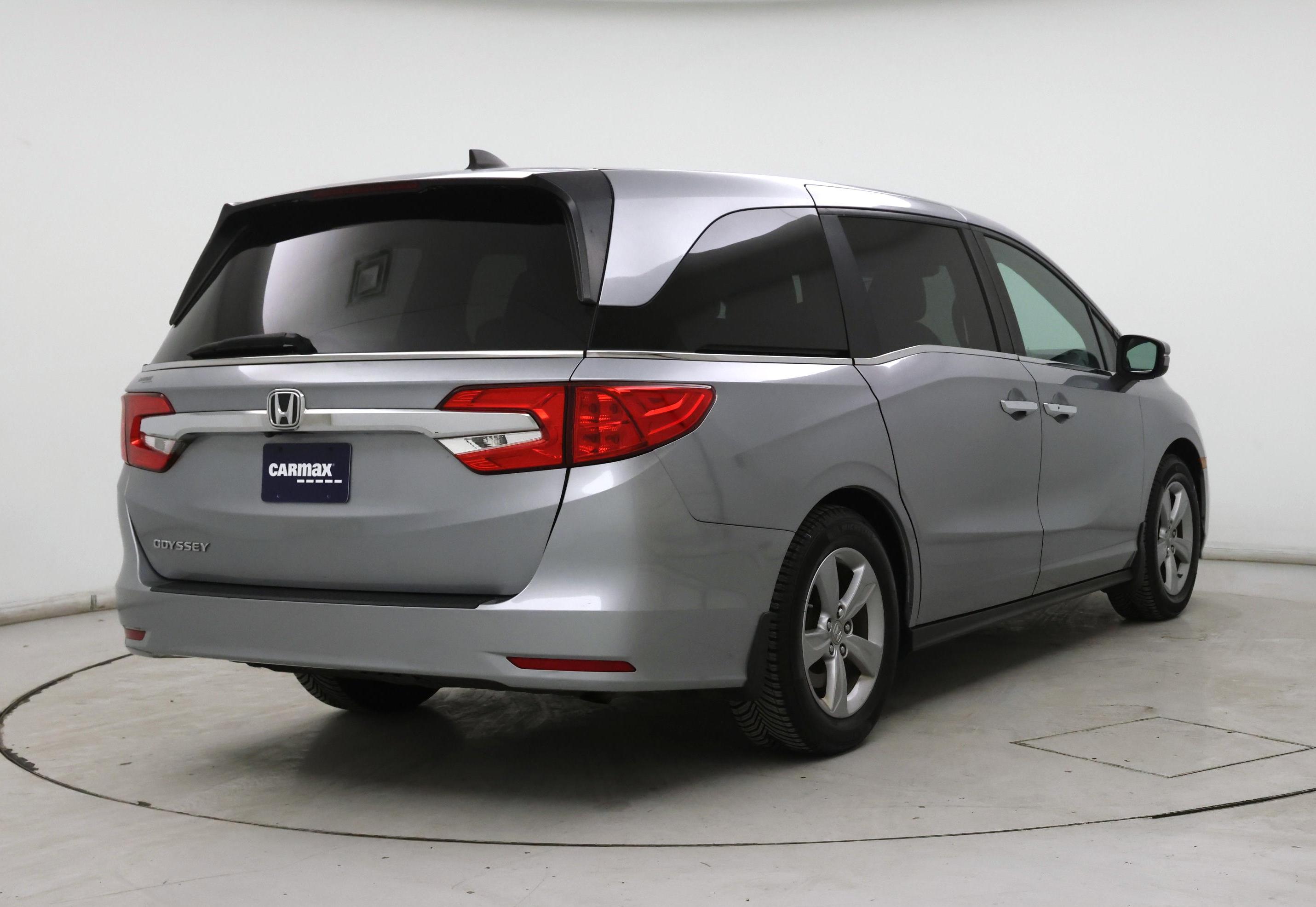 Thumbnail: 2019 Honda Odyssey - 8
