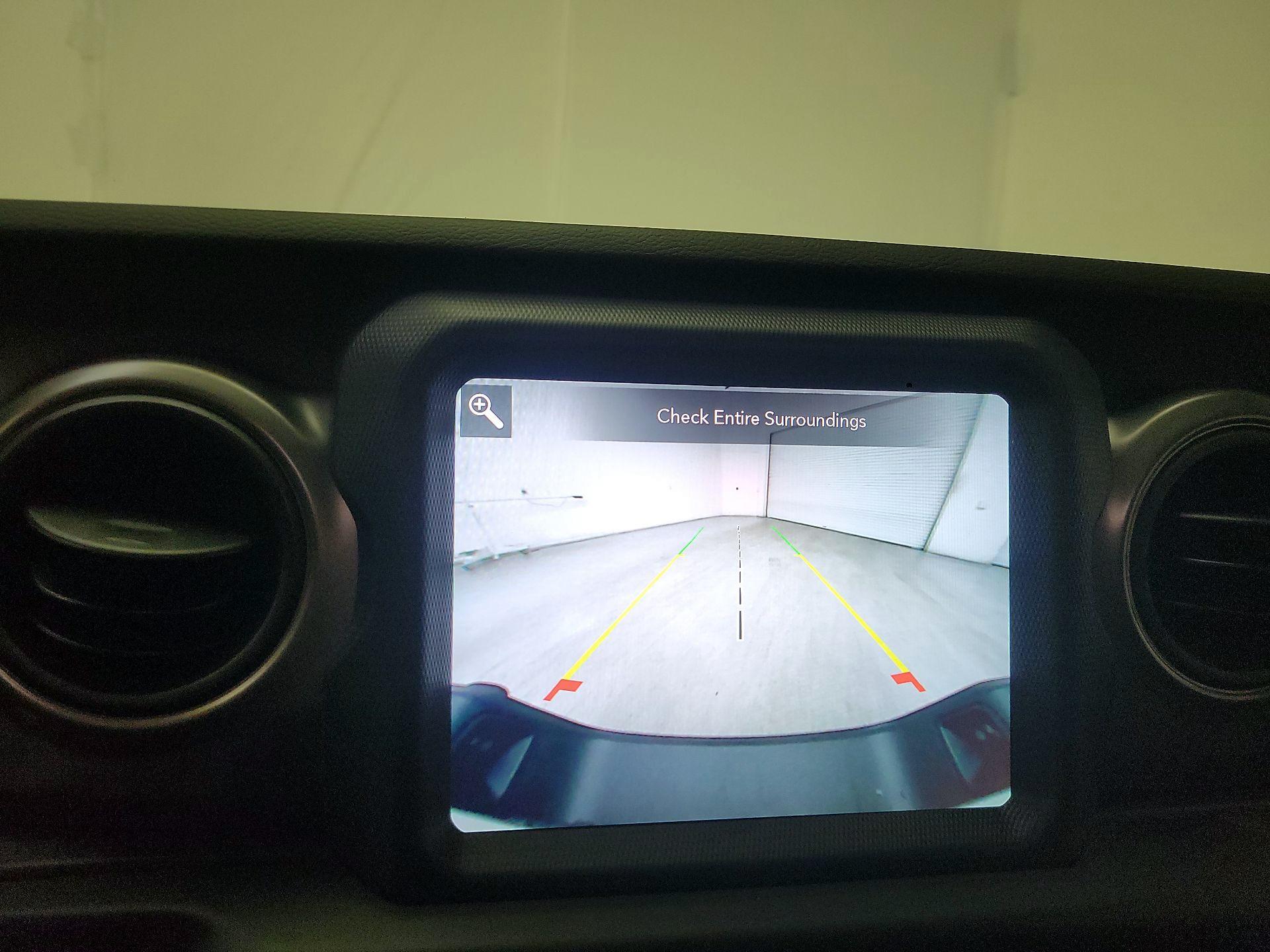 Thumbnail: 2023 Jeep Gladiator - 14