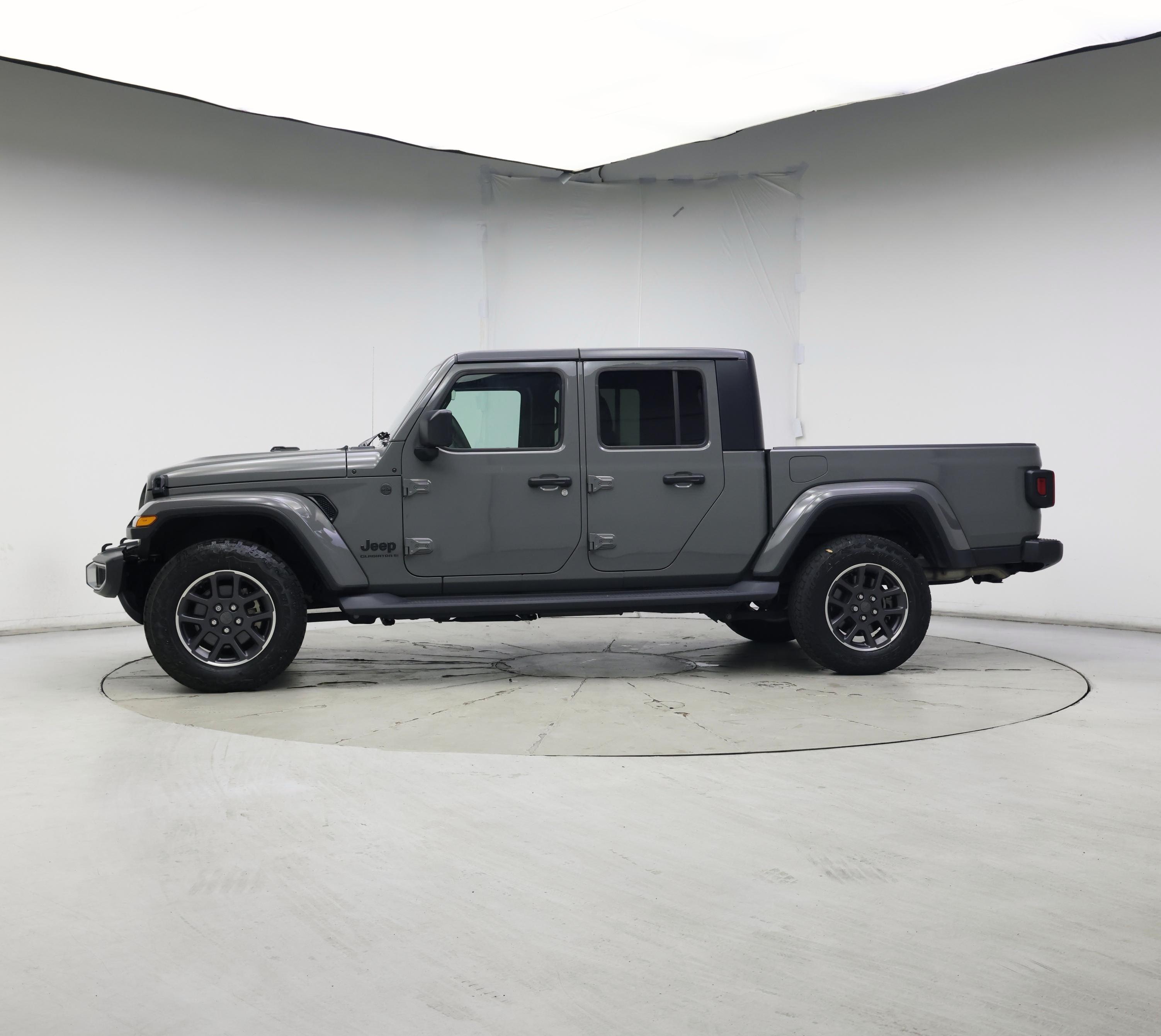 Thumbnail: 2023 Jeep Gladiator - 3