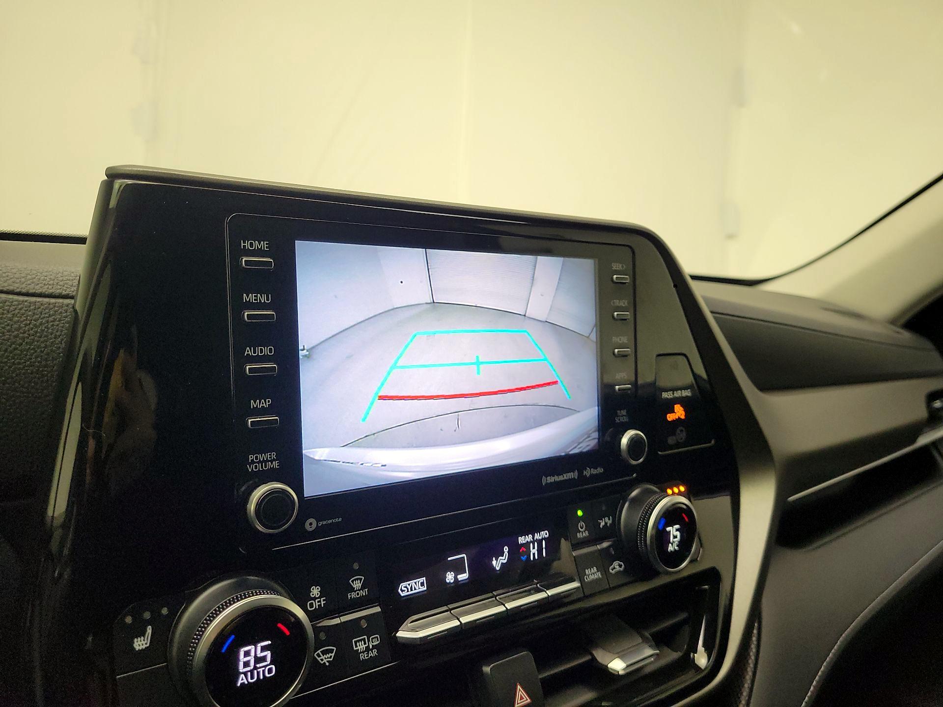 Thumbnail: 2020 Toyota Highlander - 15