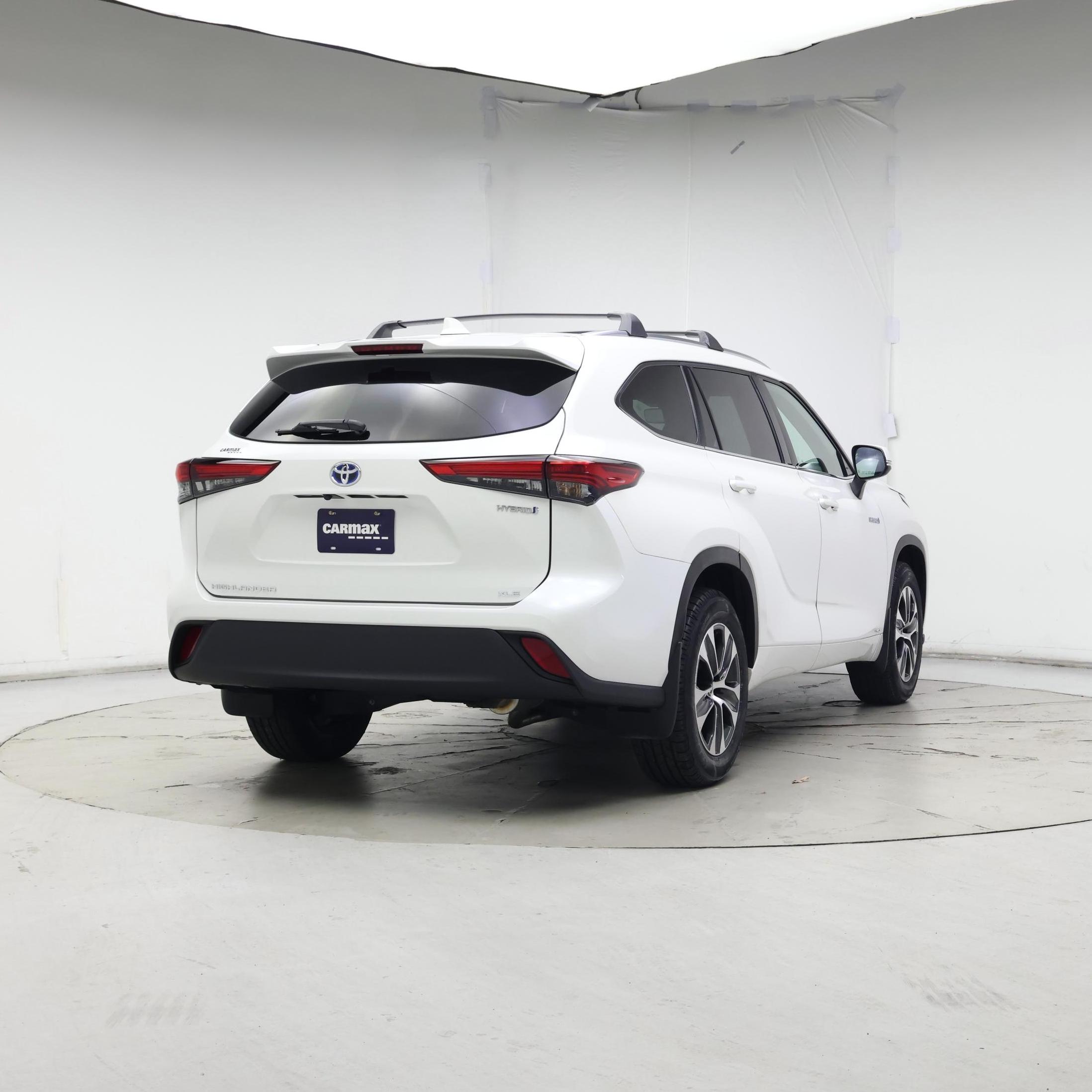 Thumbnail: 2020 Toyota Highlander - 8