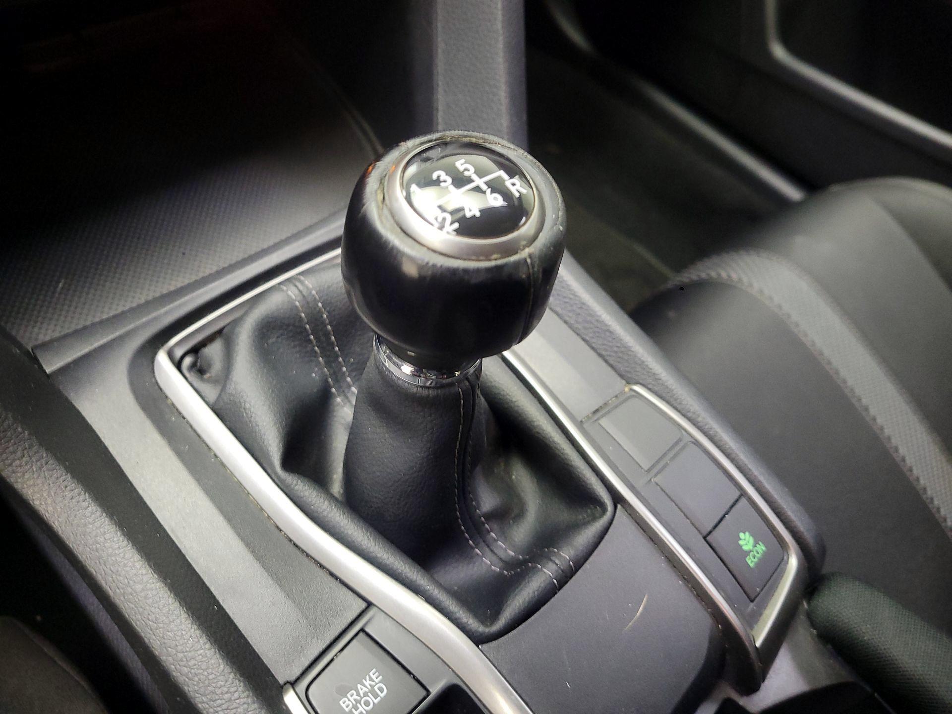 Thumbnail: 2018 Honda Civic - 17