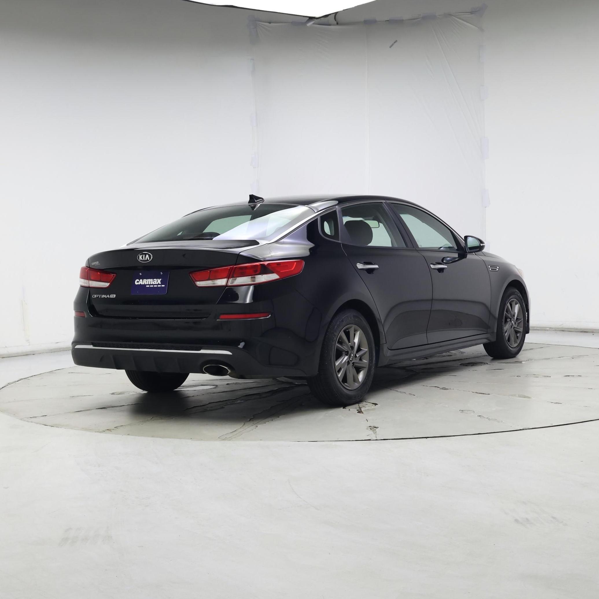 Thumbnail: 2020 Kia Optima - 8