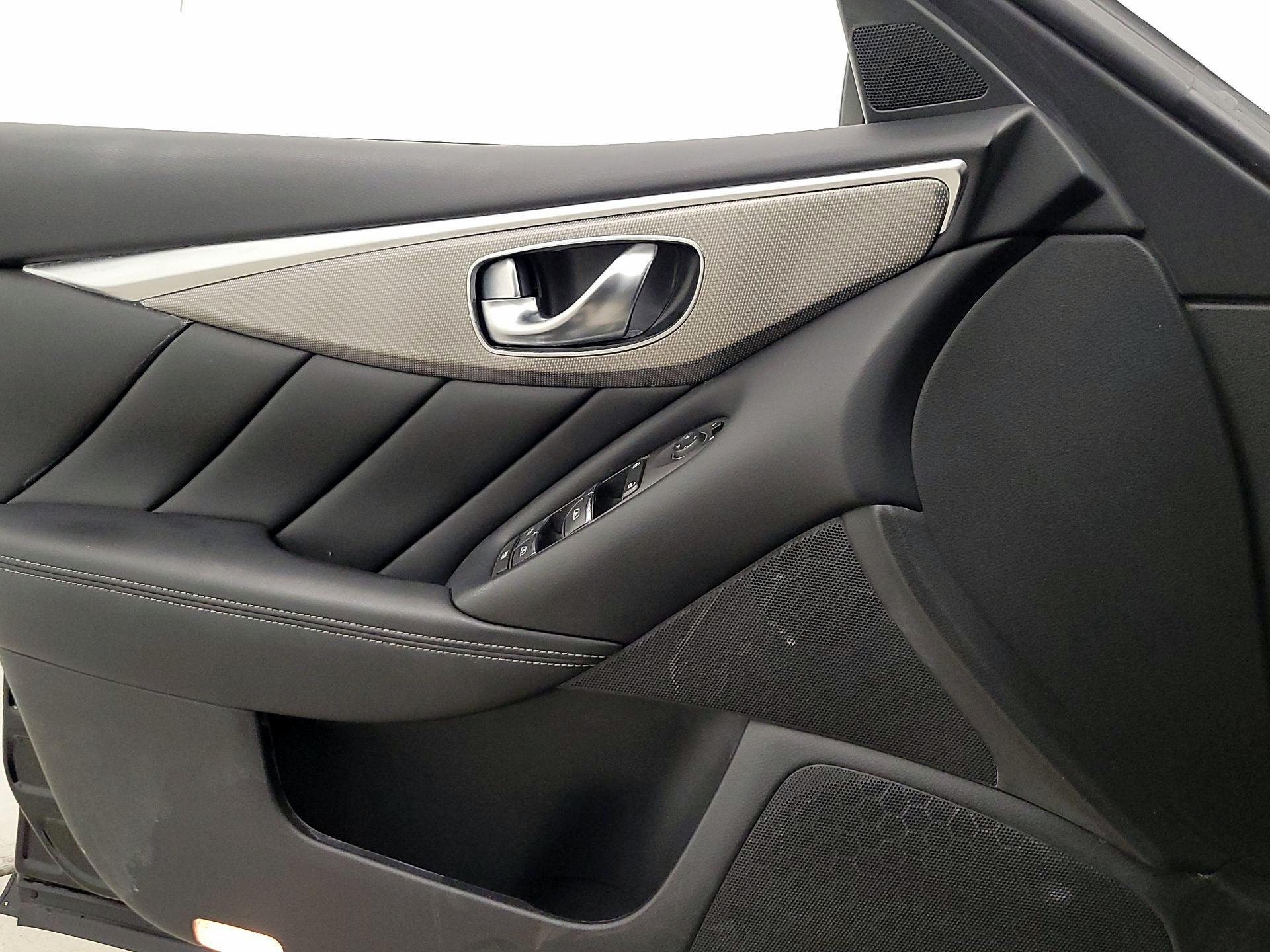 Thumbnail: 2017 INFINITI Q50 - 12