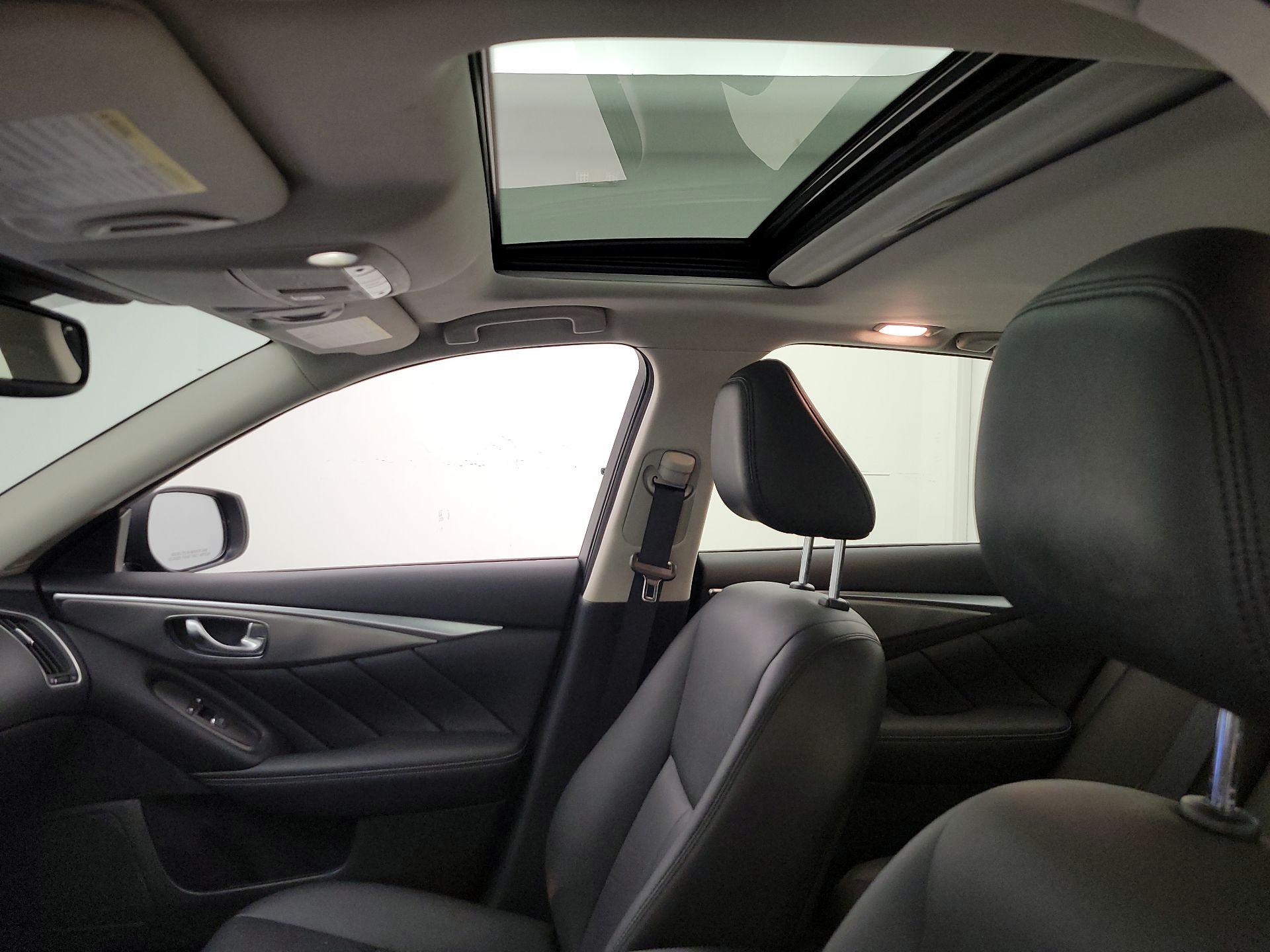 Thumbnail: 2017 INFINITI Q50 - 20