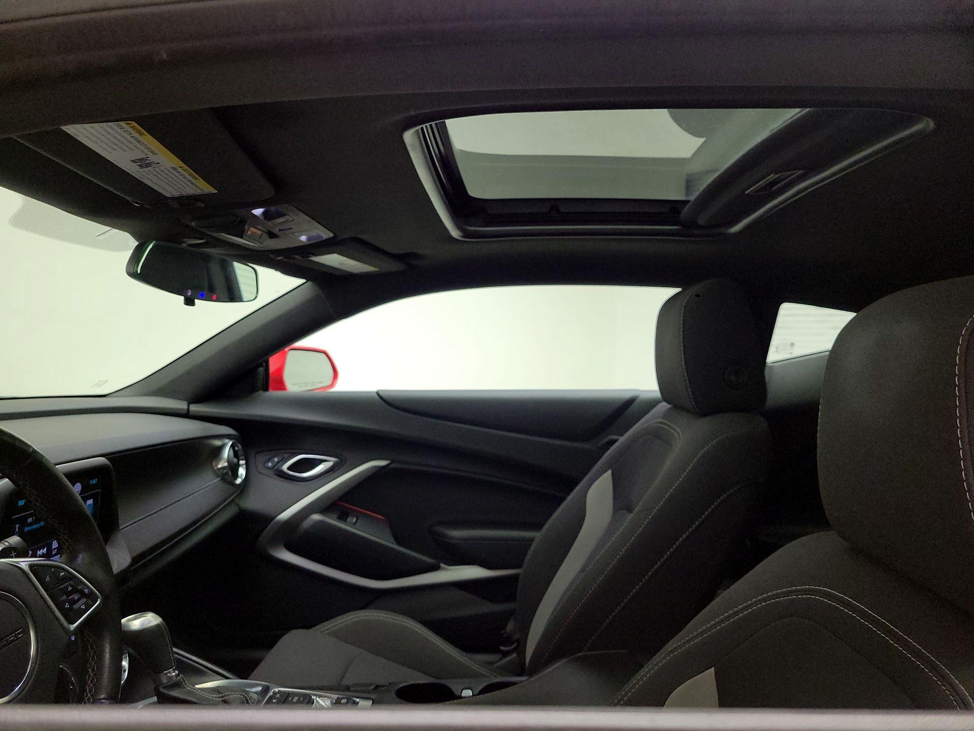 Thumbnail: 2018 Chevrolet Camaro - 18