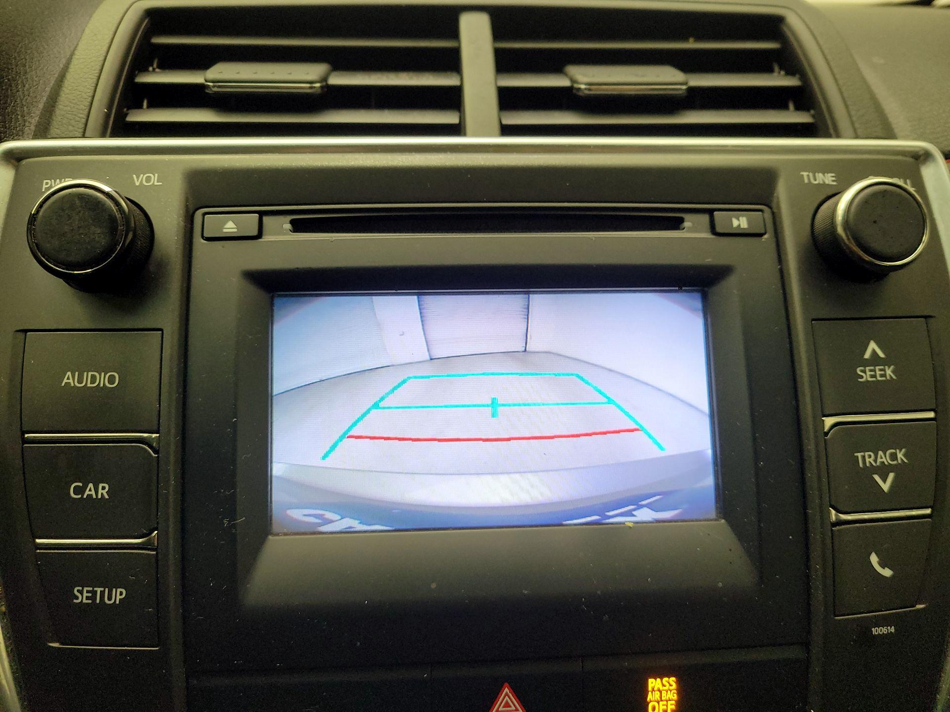 Thumbnail: 2017 Toyota Camry - 14