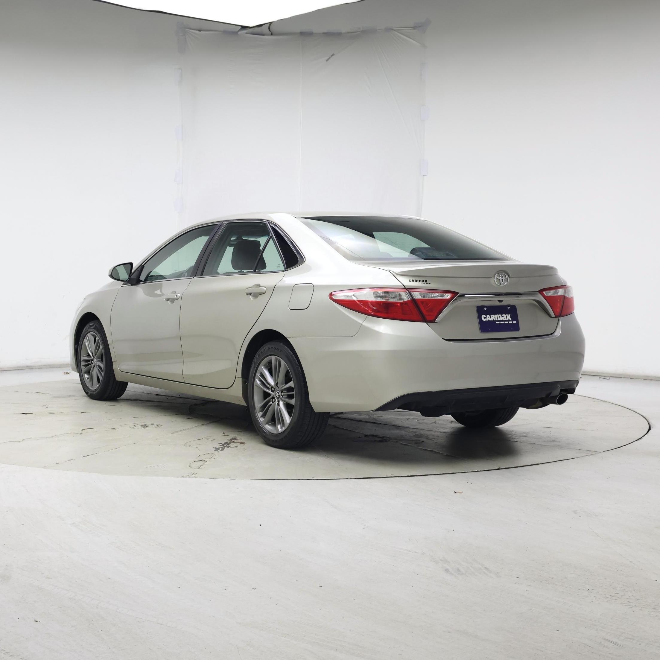 Thumbnail: 2017 Toyota Camry - 2