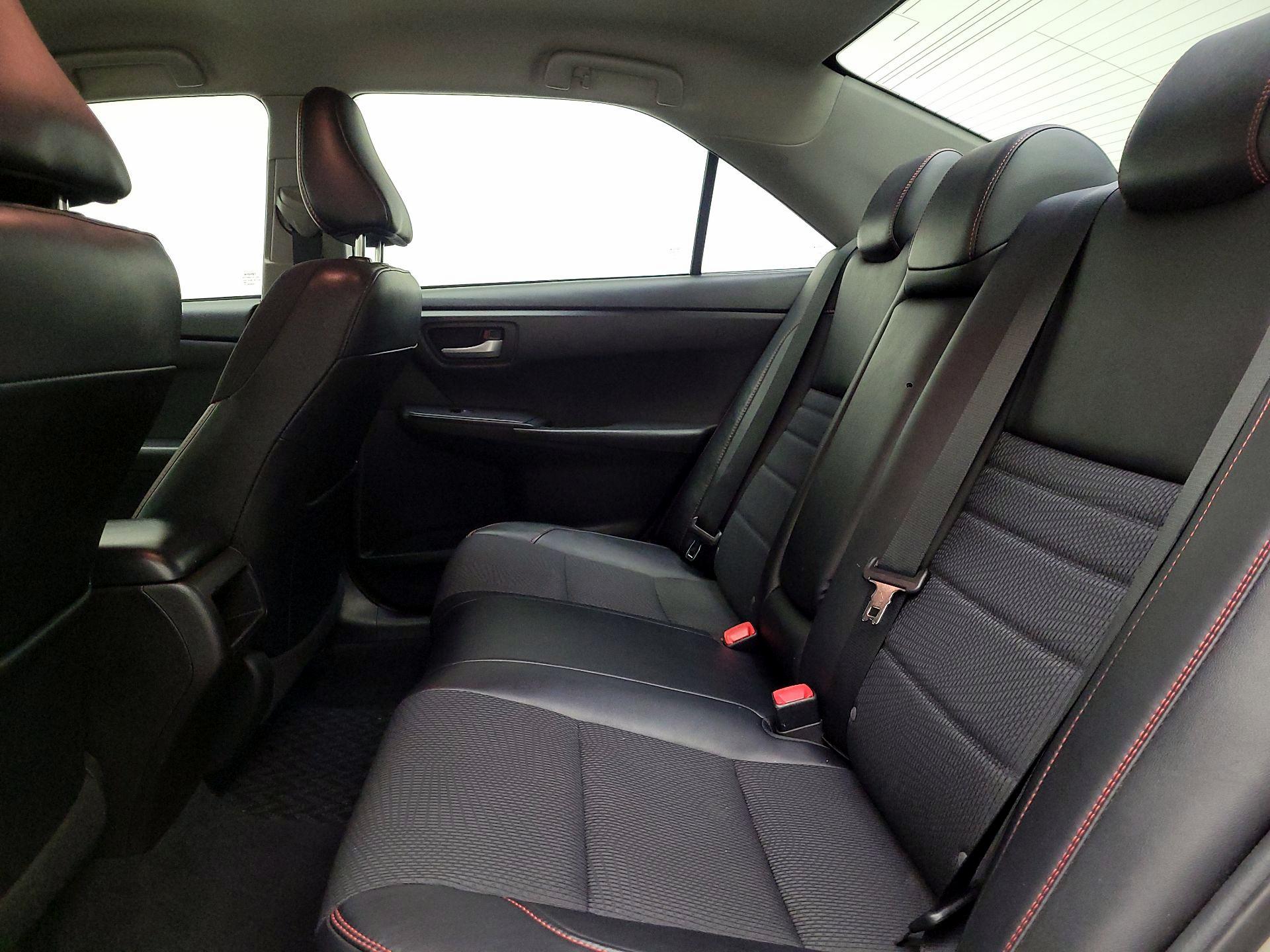 Thumbnail: 2017 Toyota Camry - 19