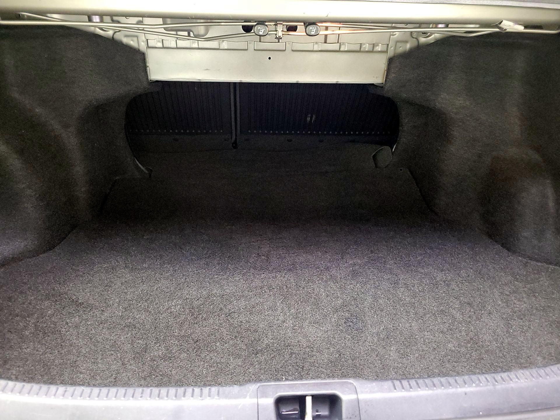 Thumbnail: 2017 Toyota Camry - 20