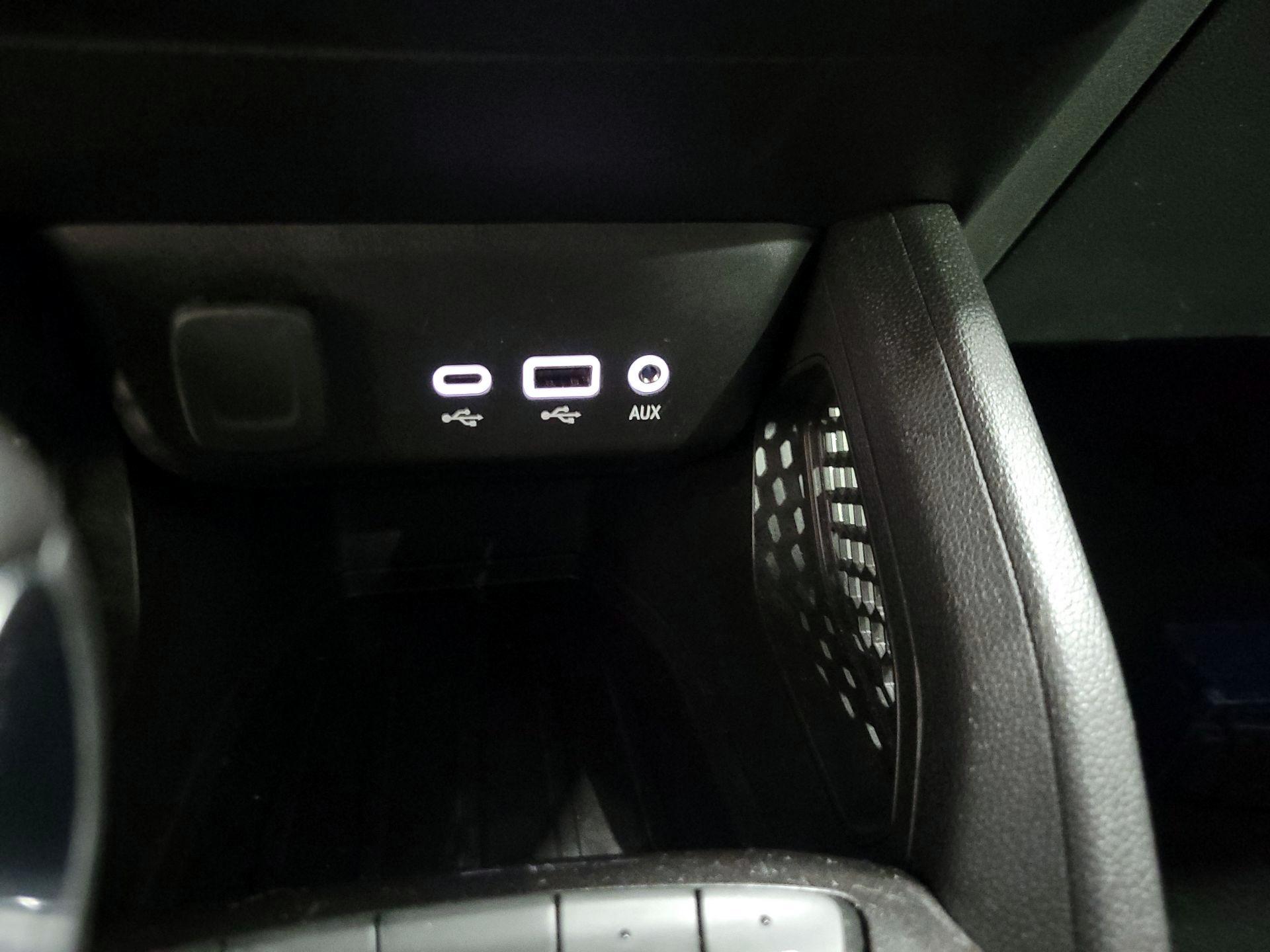 Thumbnail: 2023 Chevrolet TrailBlazer - 17